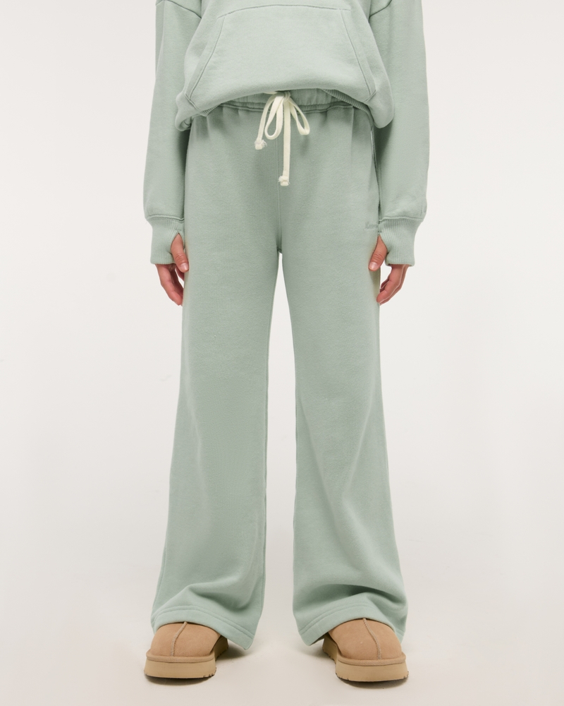 essential wide leg sweatpants