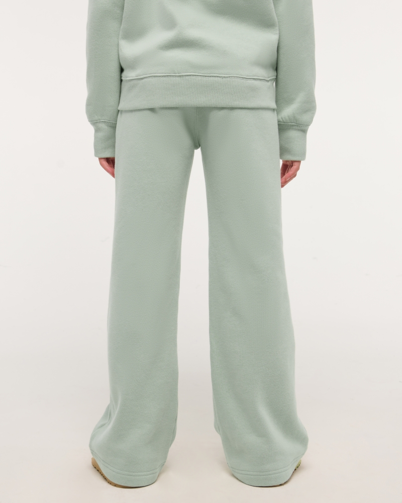 essential wide leg sweatpants
