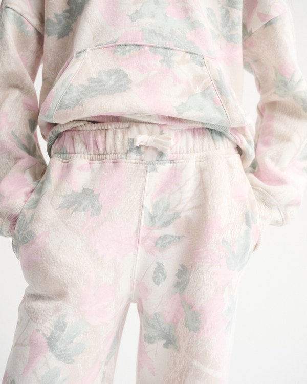 essential wide leg sweatpants