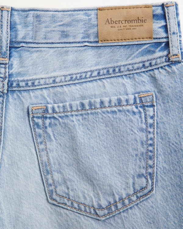 mid rise baggy shorts, Light Wash view 2