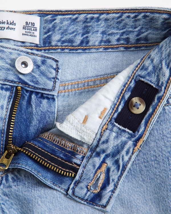 mid rise baggy shorts