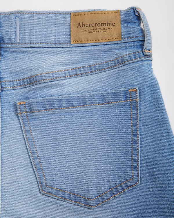 high rise relaxed shorts, Light Wash view 2