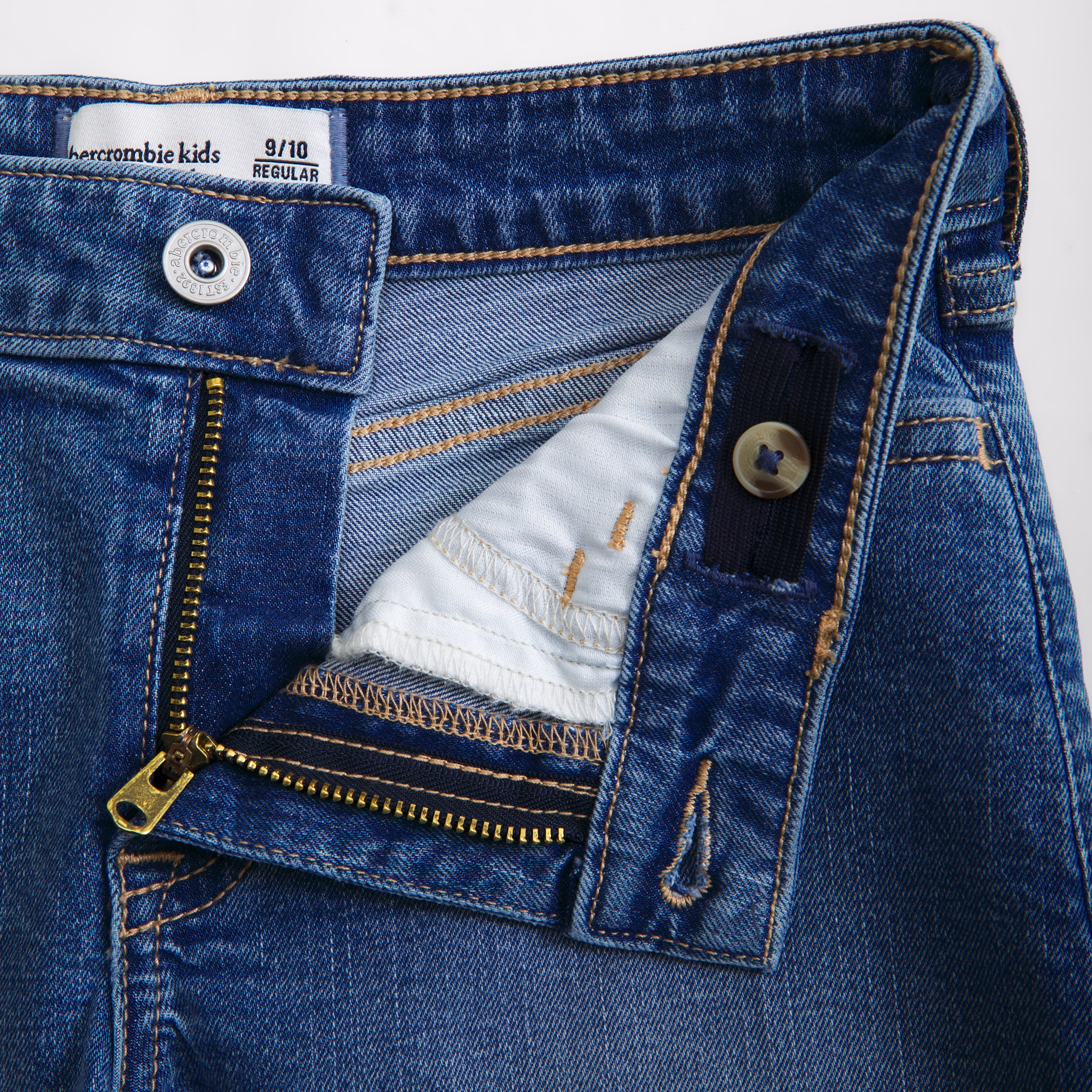 Abercrombie & Fitch High Rise Relaxed Shorts In Blue