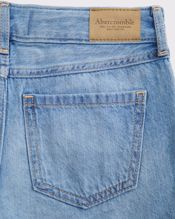 mid rise baggy shorts, Light Wash view 2