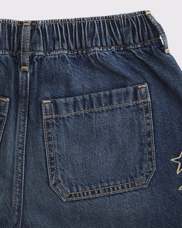 relaxed pull-on short, Medium view 2