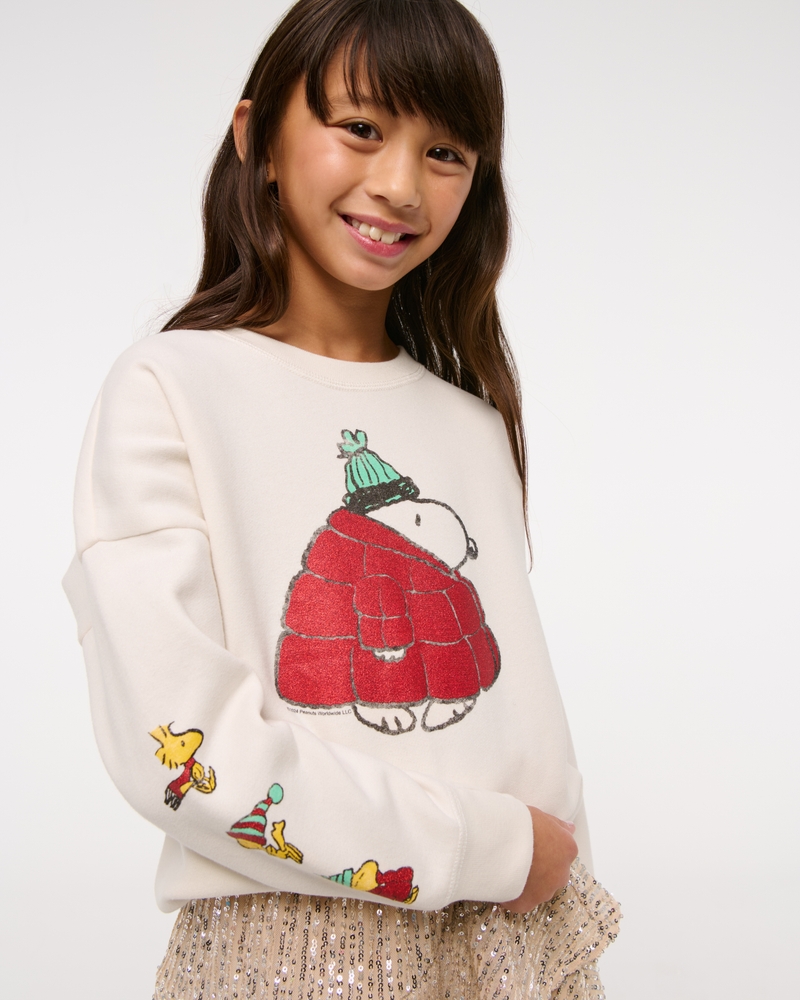 legging-friendly snoopy graphic crew sweatshirt