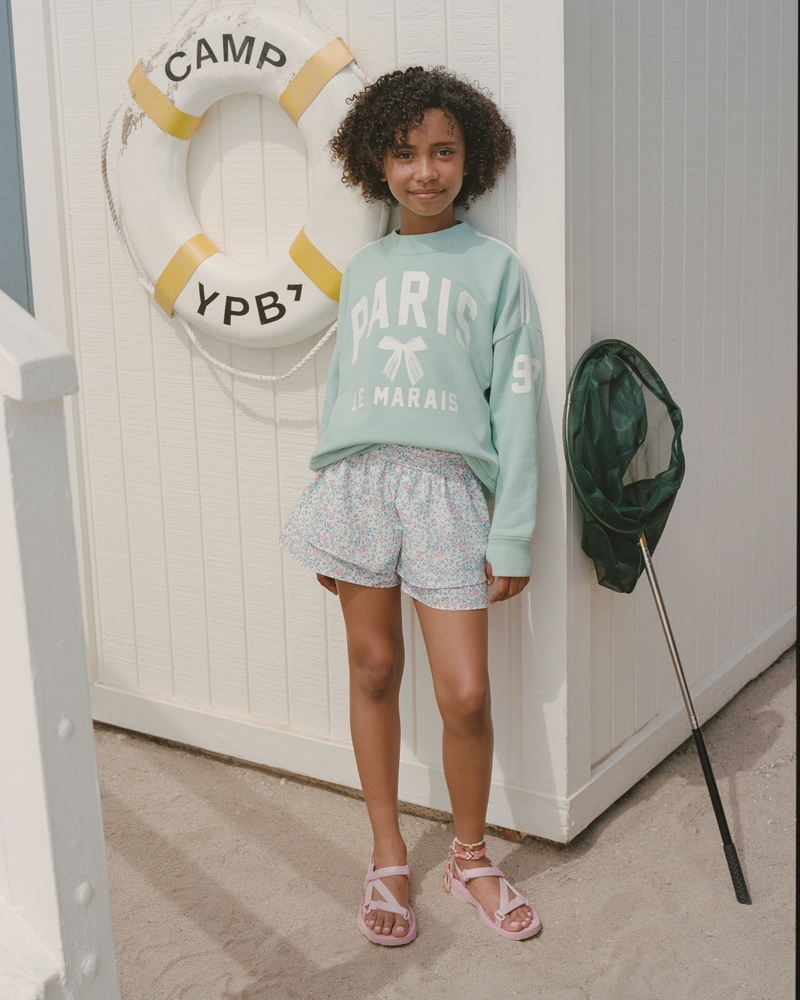 legging-friendly graphic crew sweatshirt