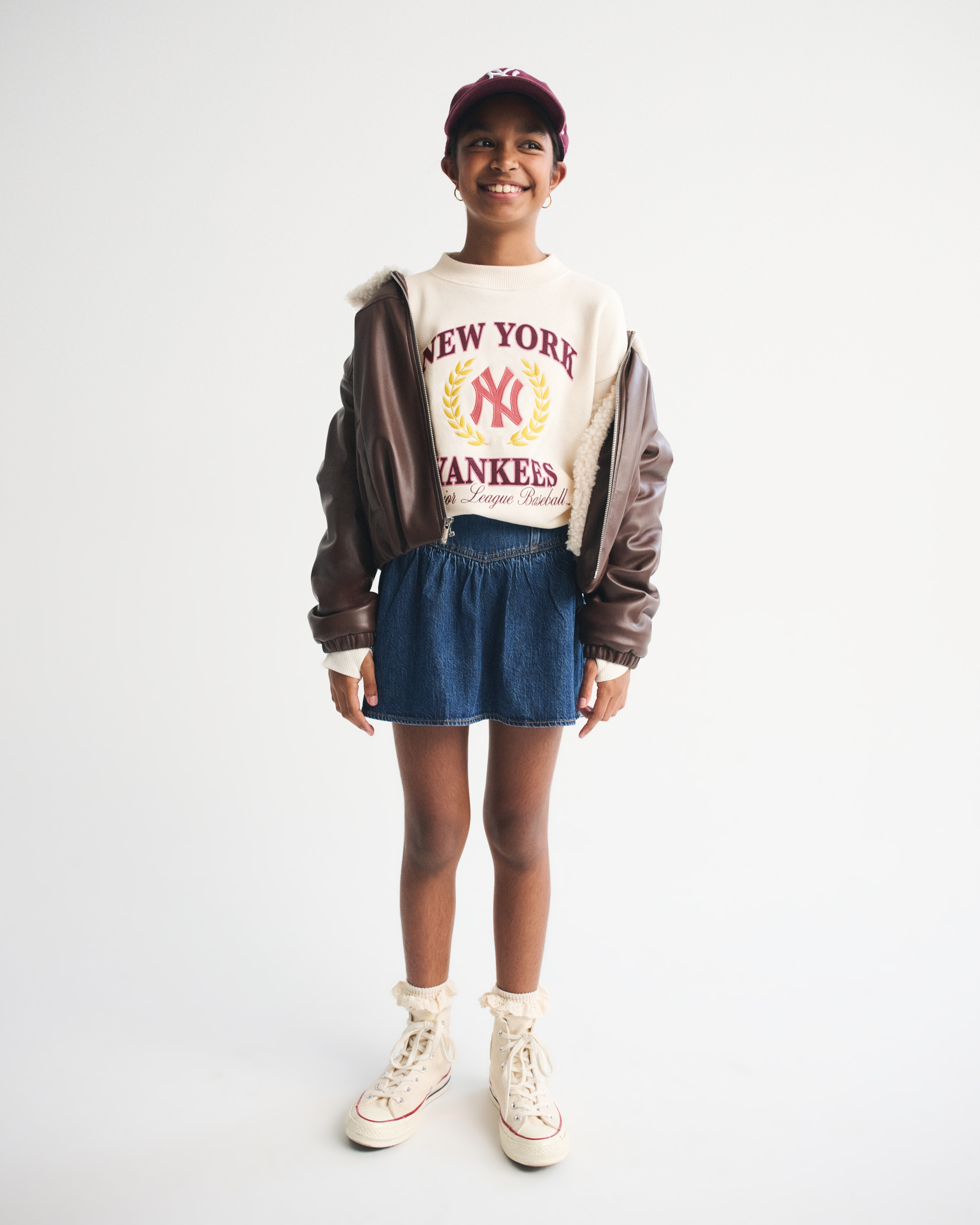 Abercrombie & Fitch Kids' Legging-friendly New York Yankees Crew Sweatshirt In White