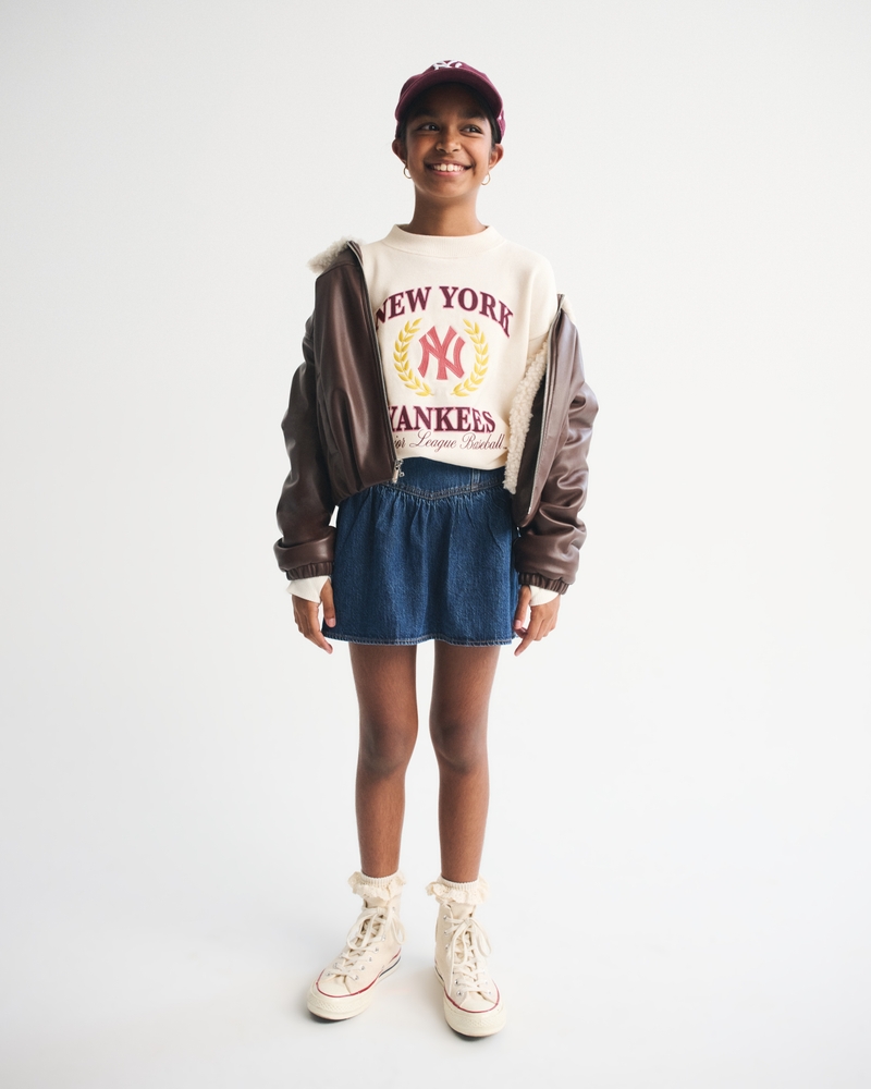 legging-friendly festive graphic crew sweatshirt