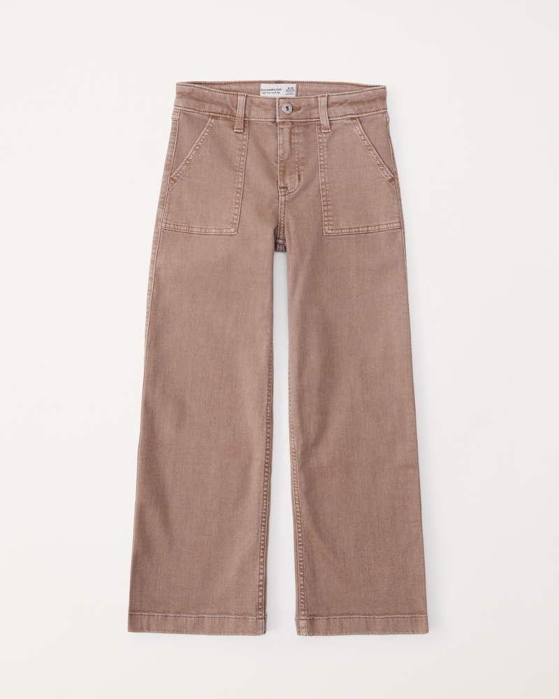 Stylish Pants with a Cool Pocket Detail - Threads