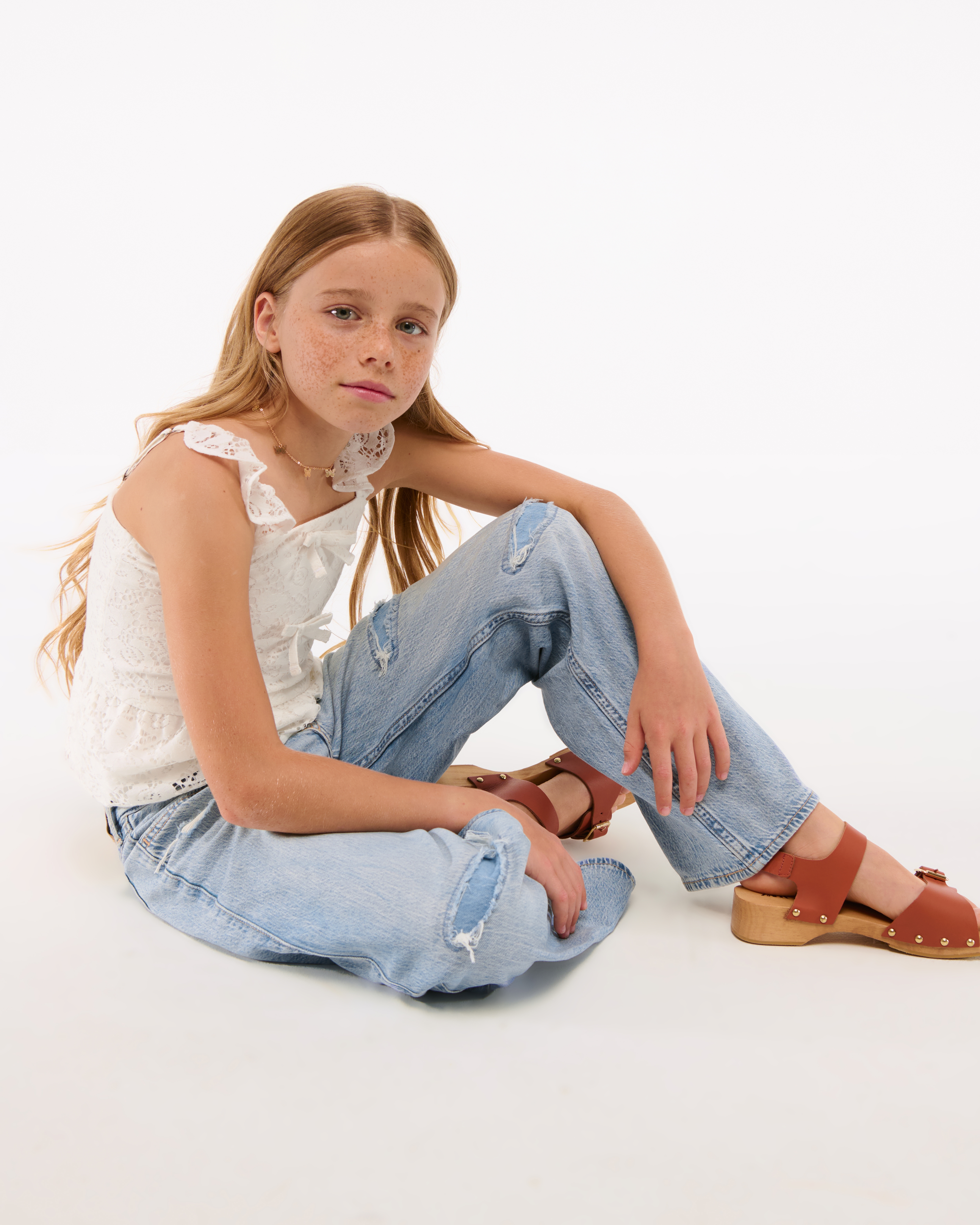 Abercrombie & Fitch Lightweight Low Rise Baggy Jeans In Brown