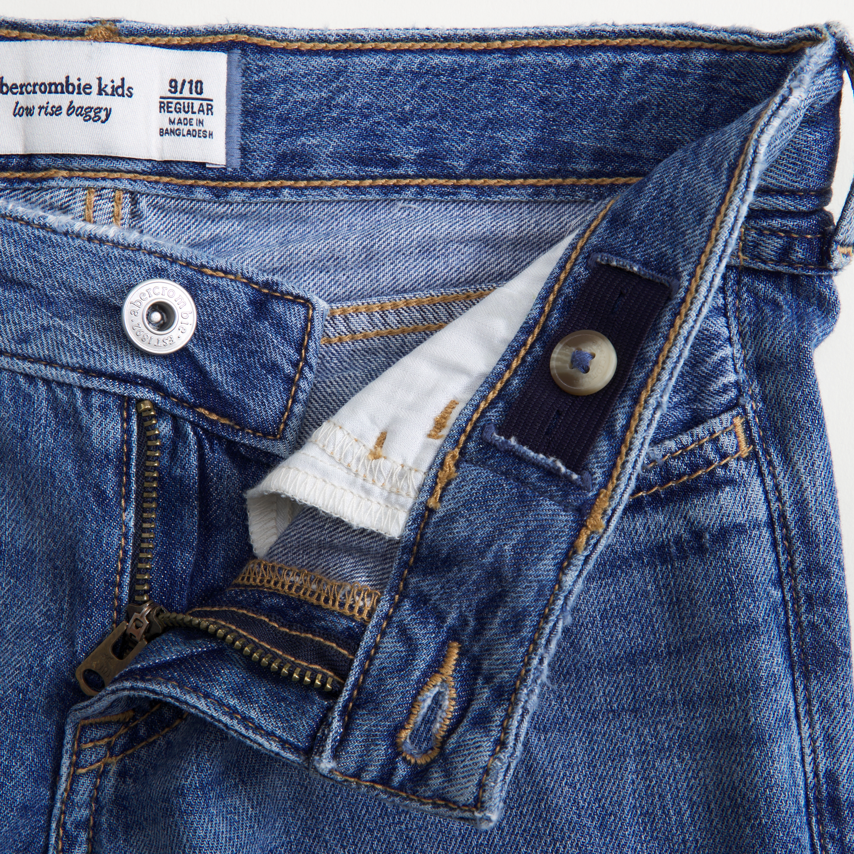 Abercrombie & Fitch Lightweight Low Rise Baggy Jeans In Blue