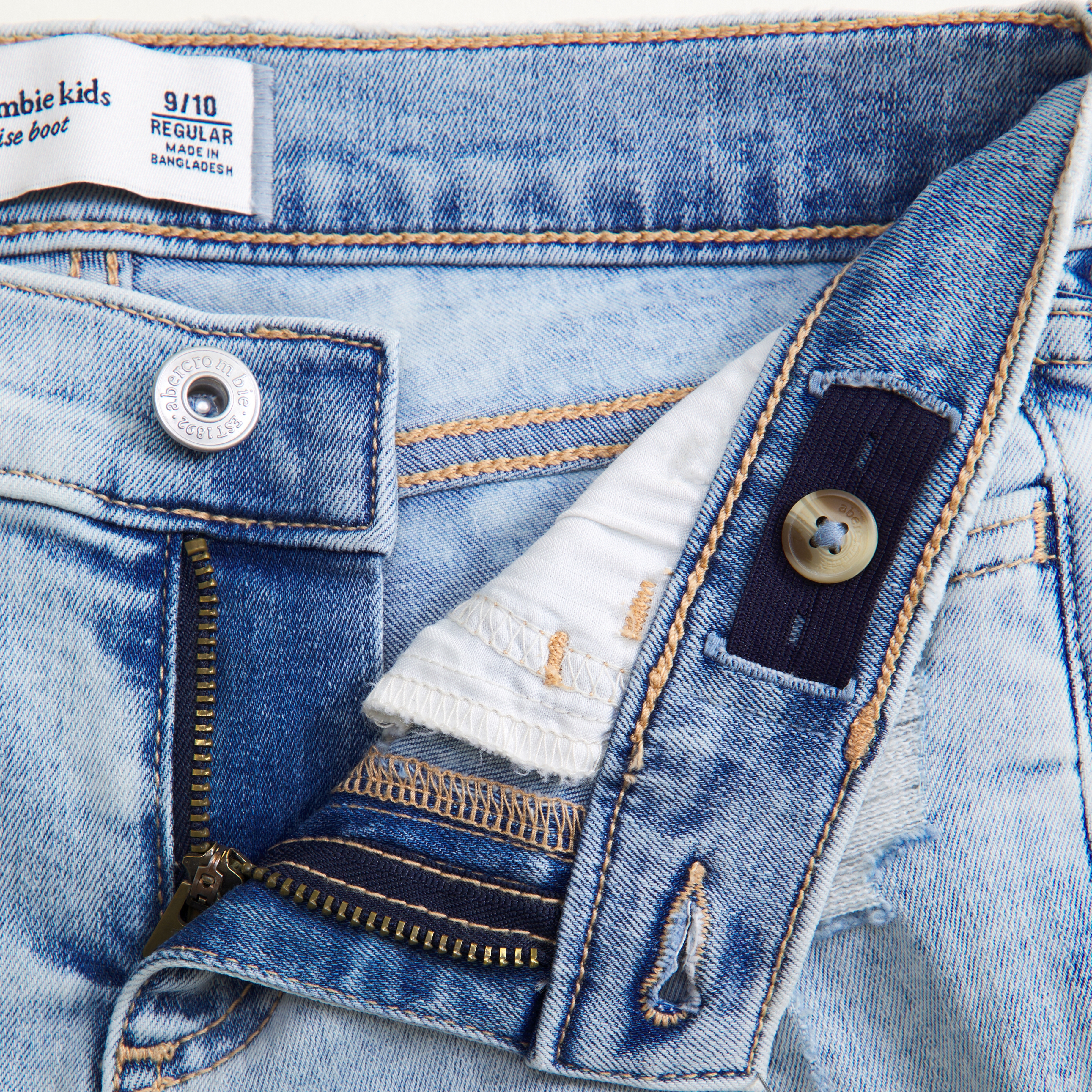 Abercrombie & Fitch Lightweight Low Rise Baggy Jeans In Brown