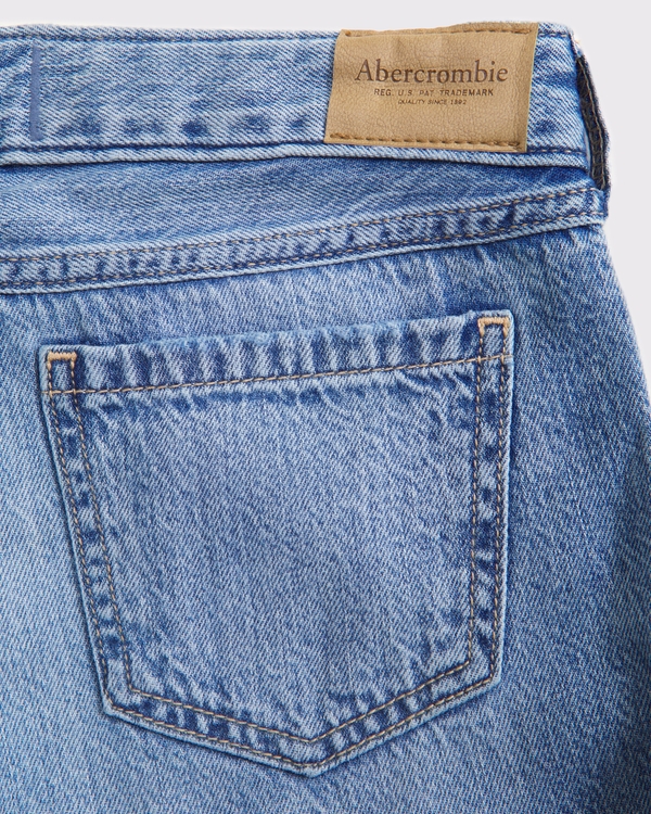 lightweight low rise baggy jeans