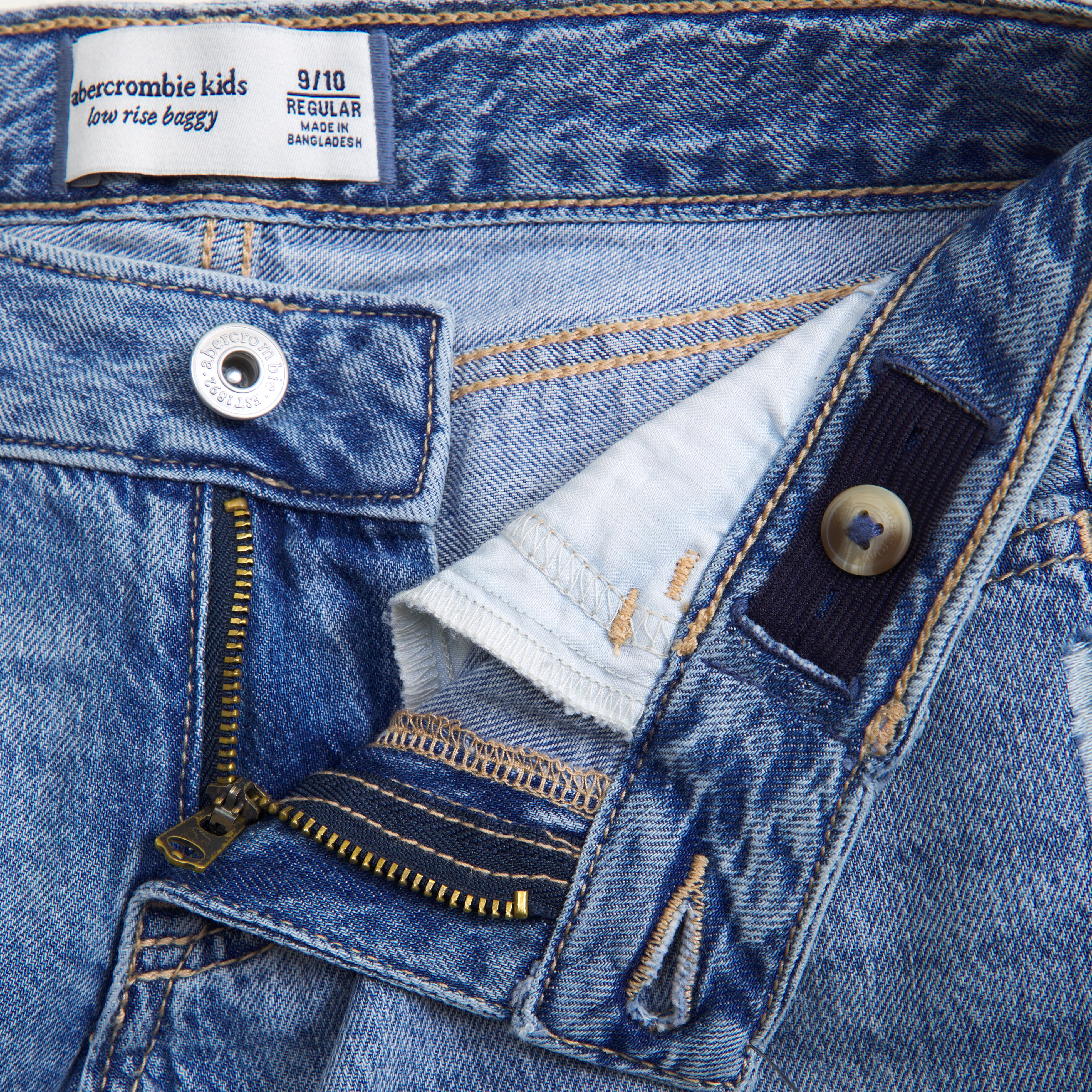 Abercrombie & Fitch Lightweight Low Rise Baggy Jeans In Blue