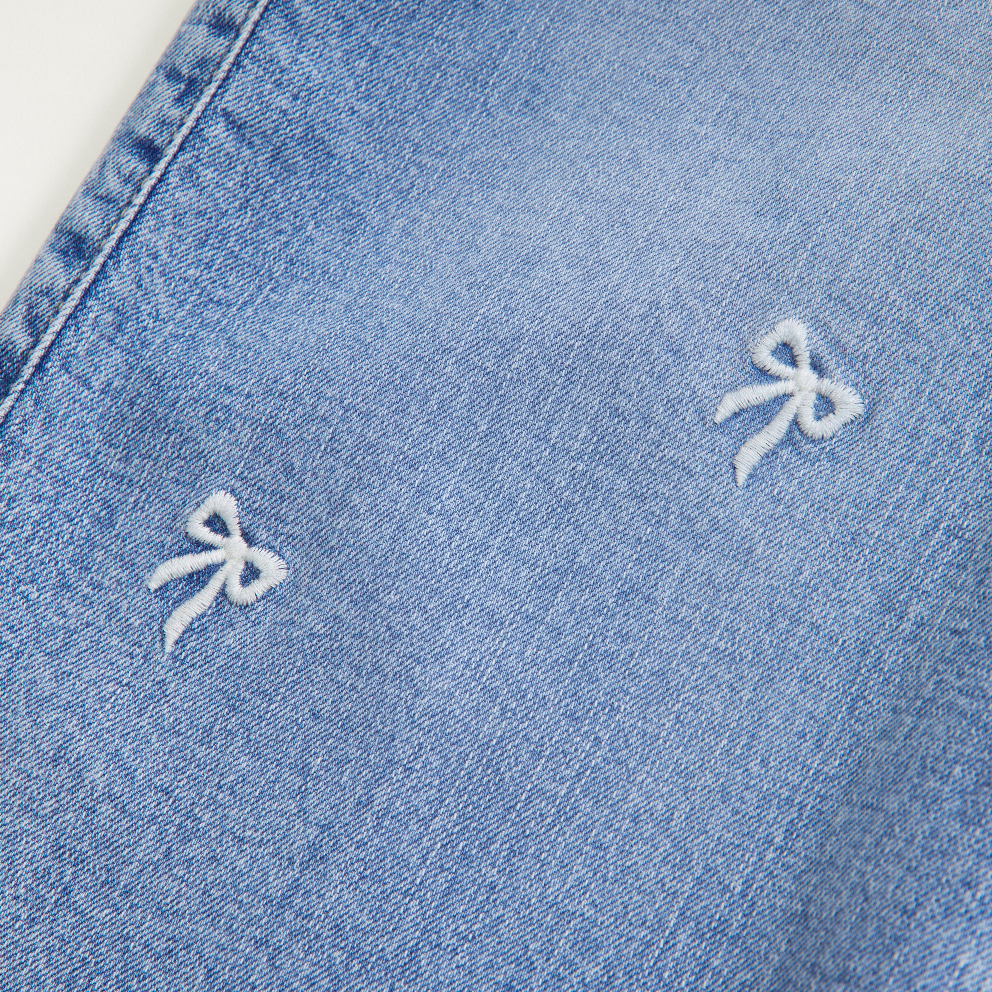 Abercrombie & Fitch High Rise Wide Leg Jeans