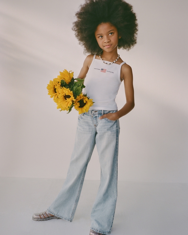 low rise baggy jeans, Light Wash view 1