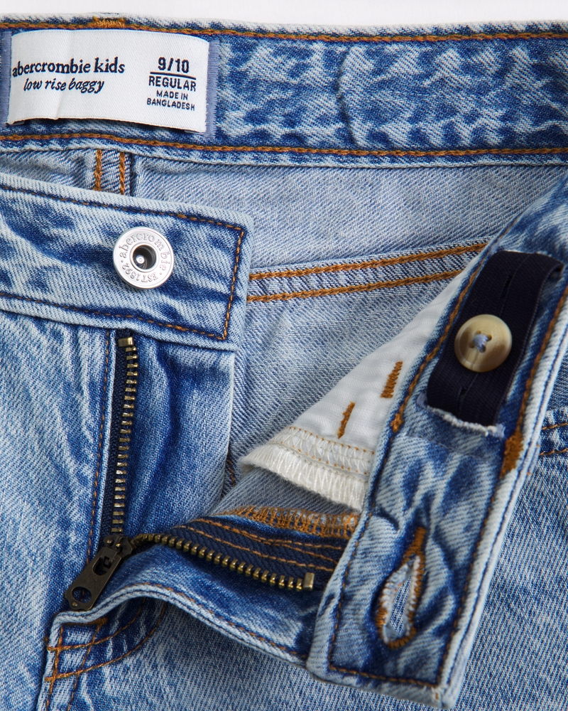 low rise baggy jeans
