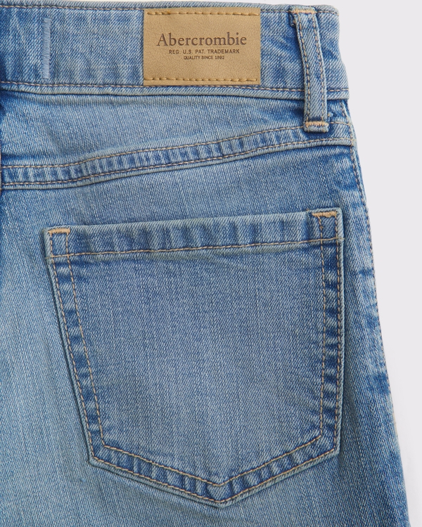 high rise wide leg jeans, Light Wash view 2