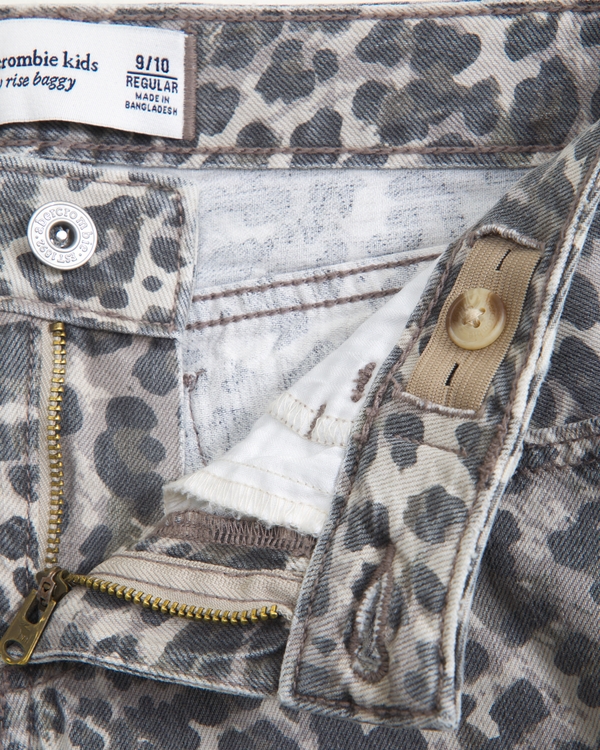 lightweight low rise baggy jeans