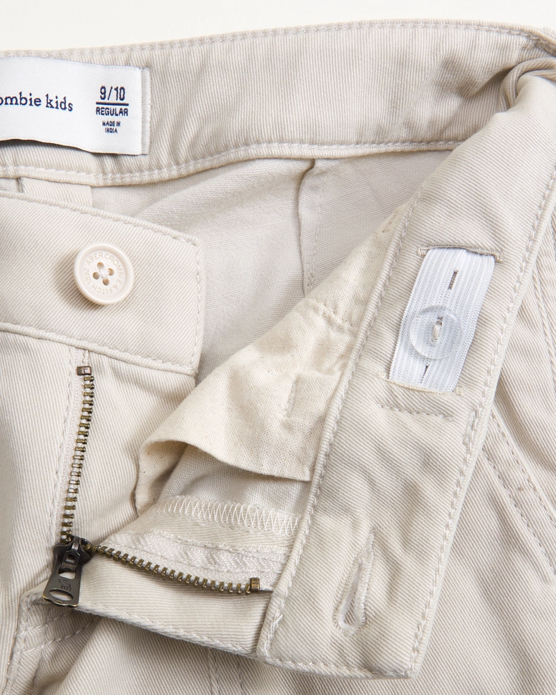 low rise baggy cargo pants
