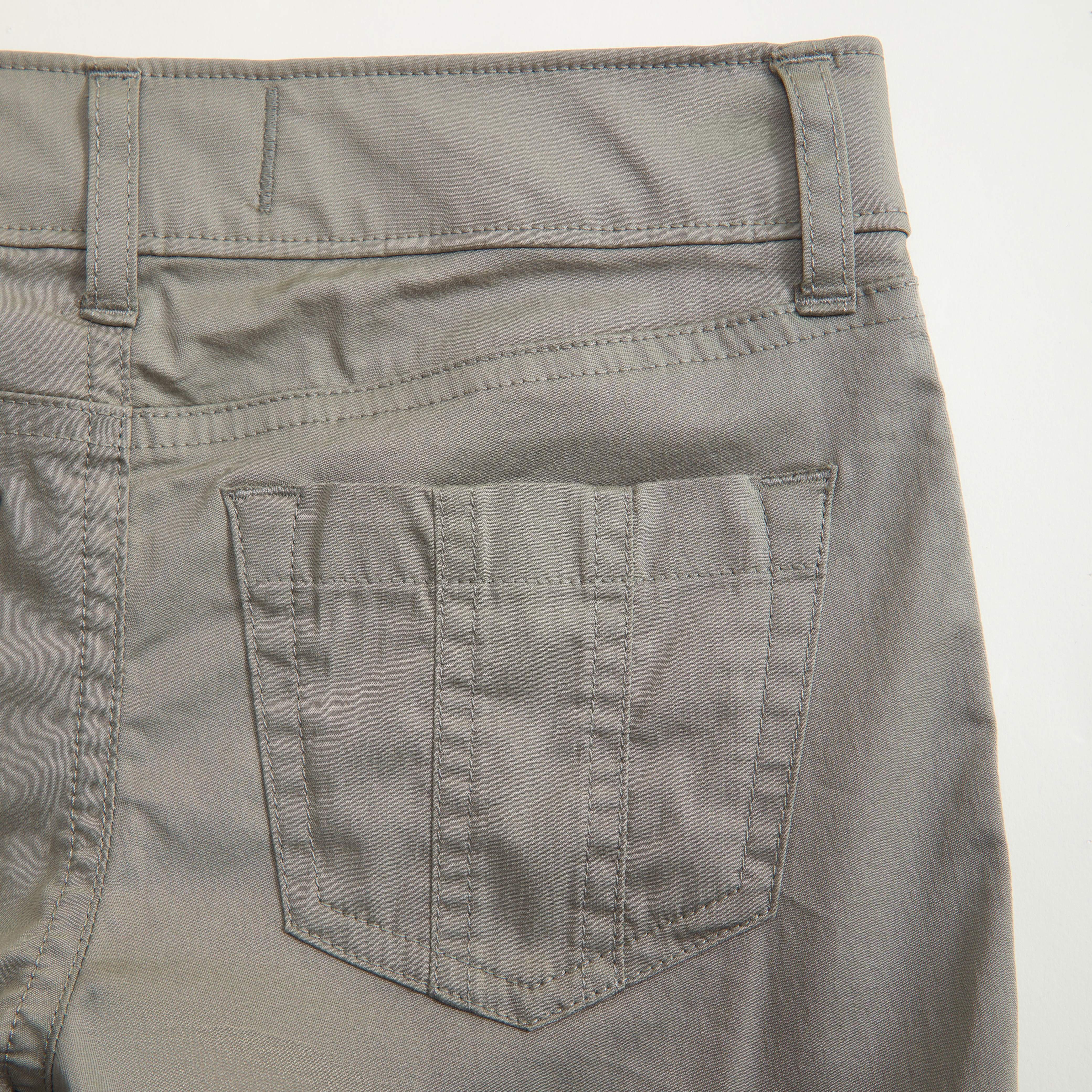 Abercrombie & Fitch Low Rise Bootcut Cargo Pants In Gray