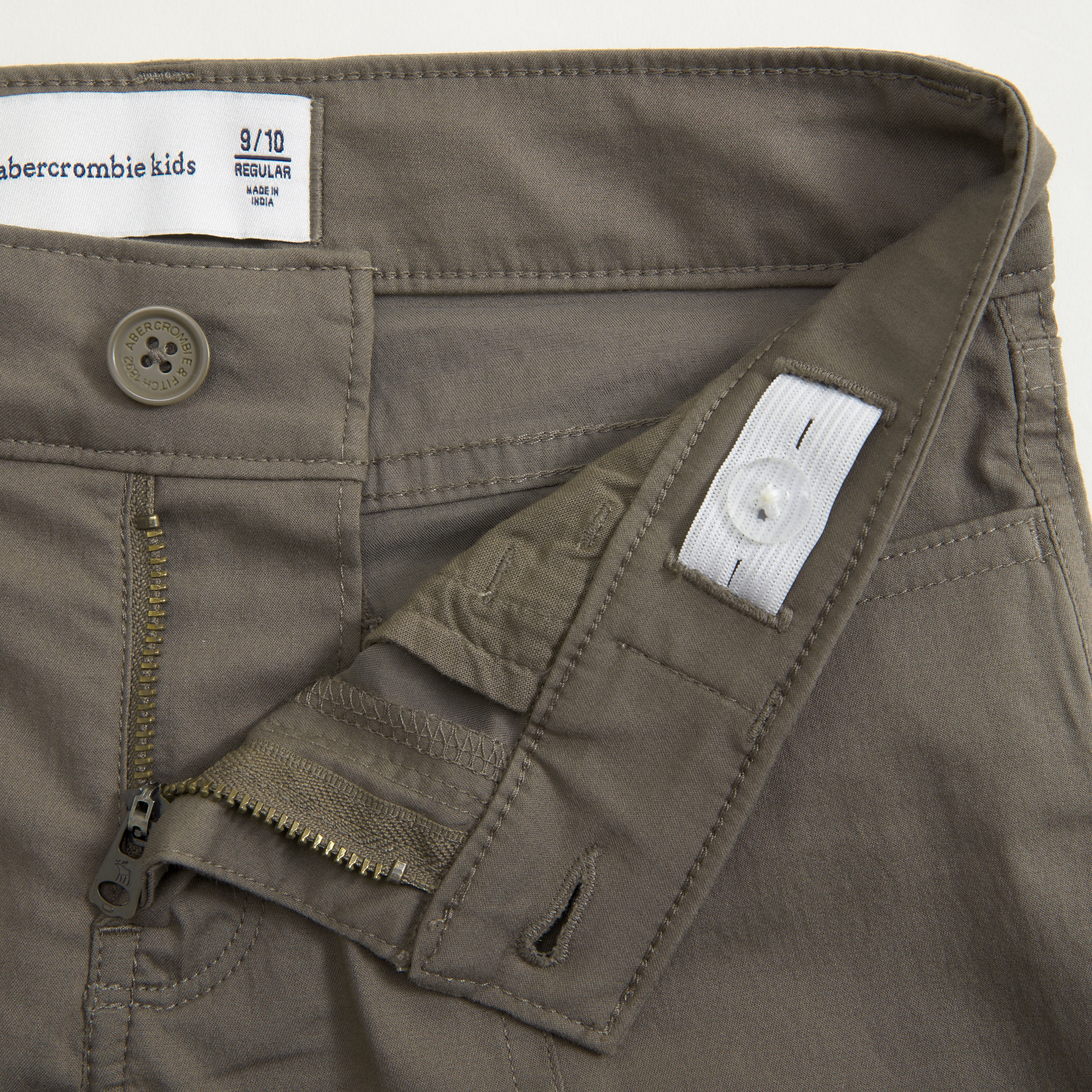 Abercrombie & Fitch Low Rise Bootcut Cargo Pants In Brown