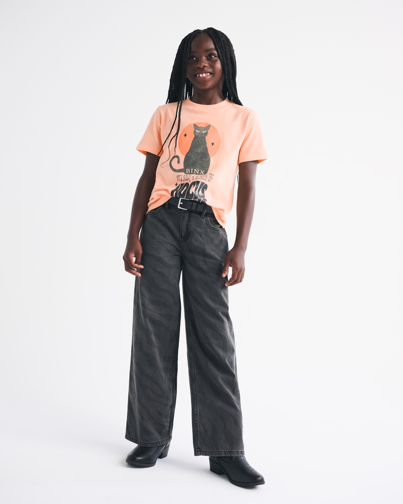 oversized hocus pocus graphic tee