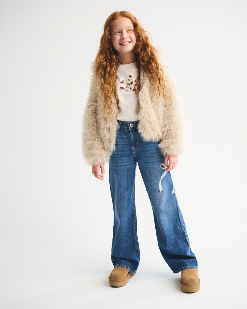 oversized long-sleeve snoopy graphic tee