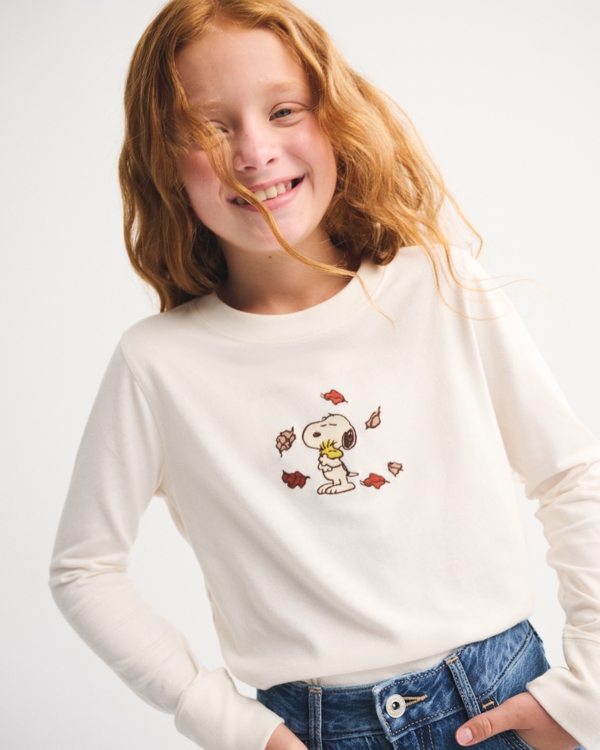 oversized long-sleeve snoopy graphic tee