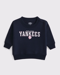 baby new york yankees graphic crew sweatshirt