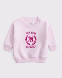baby new york yankees graphic crew sweatshirt