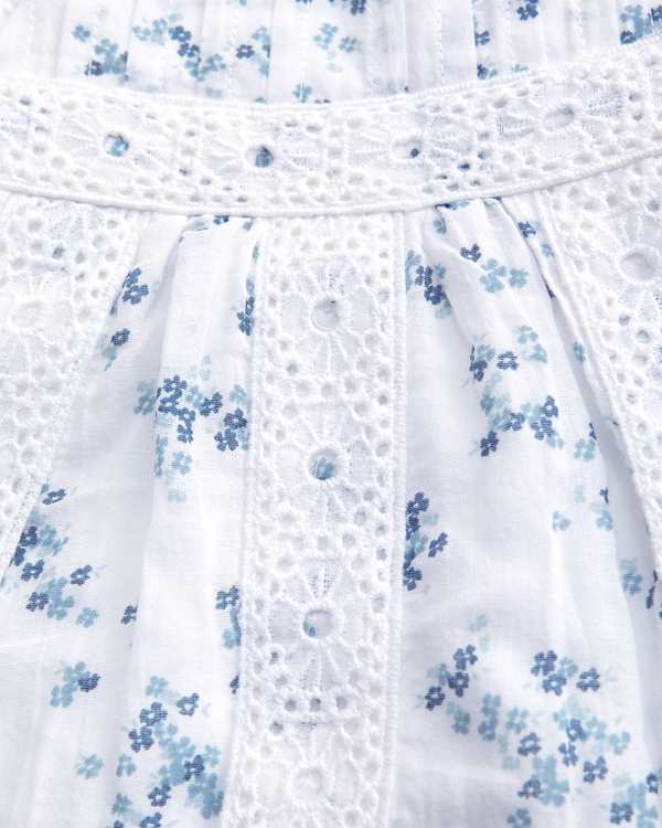 baby pleated lace-trim top and skort set