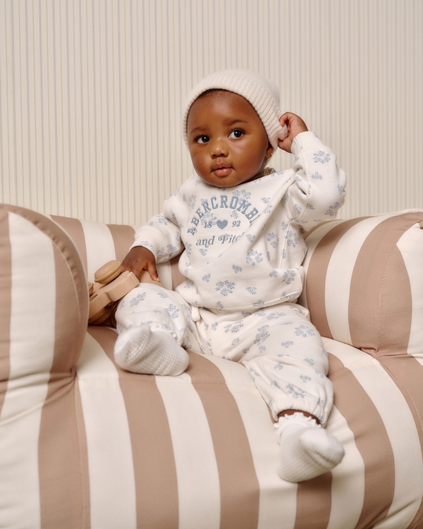 baby graphic logo set, Cream Floral view 1