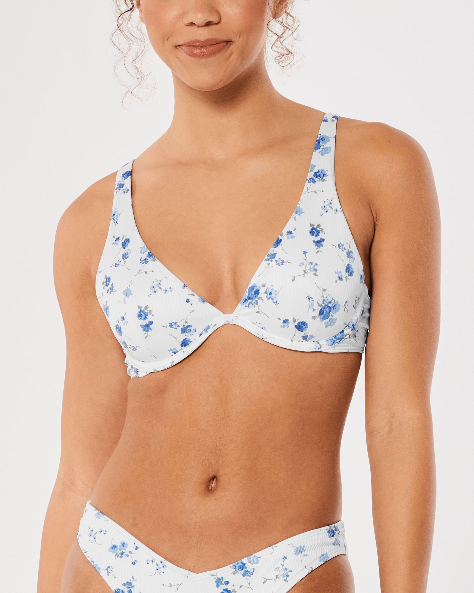 hollister beachwear