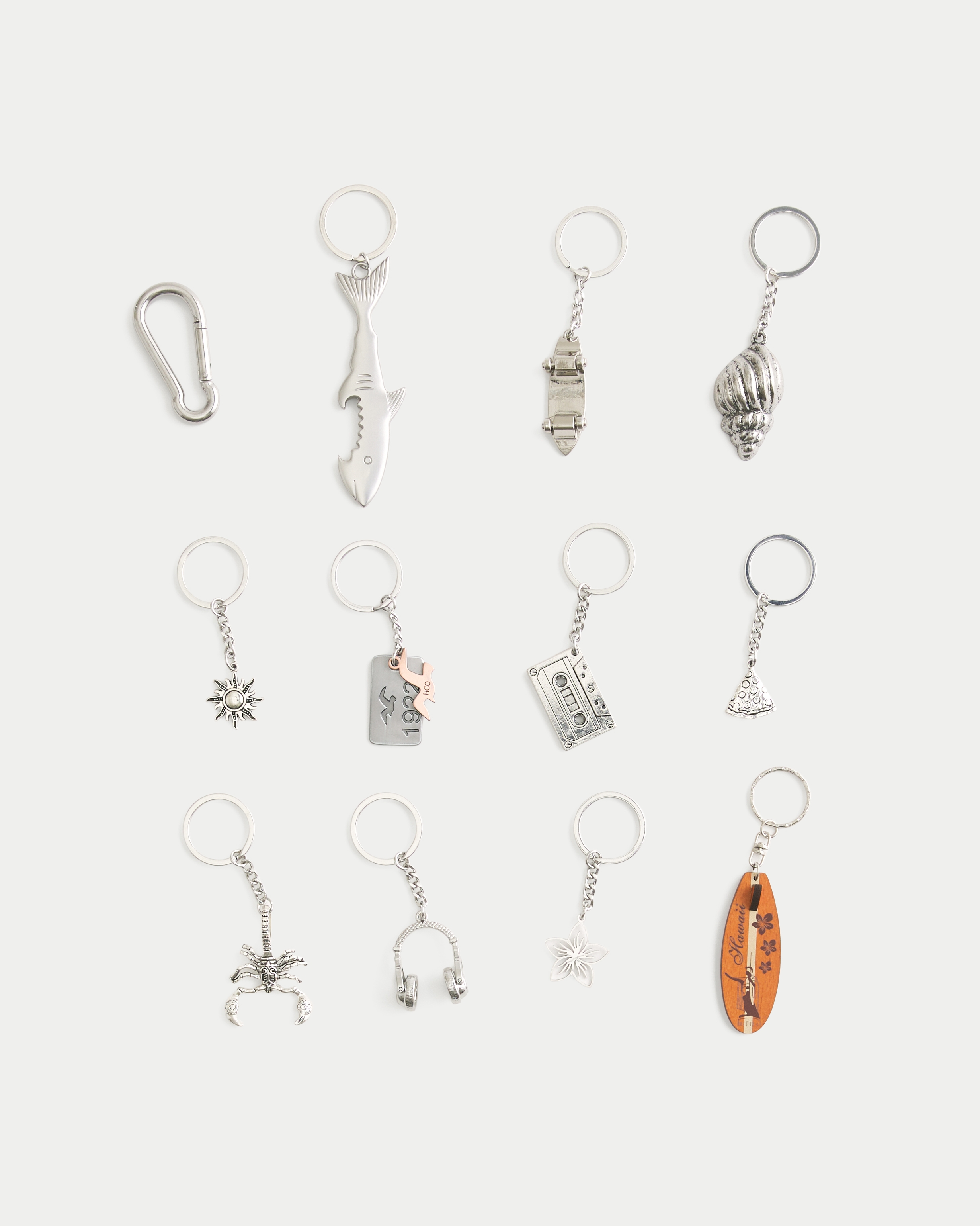 Мужские брелоки Hollister Blind Box Mystery Keychain 3-Pack, цвет: Разноцветный — фото 2