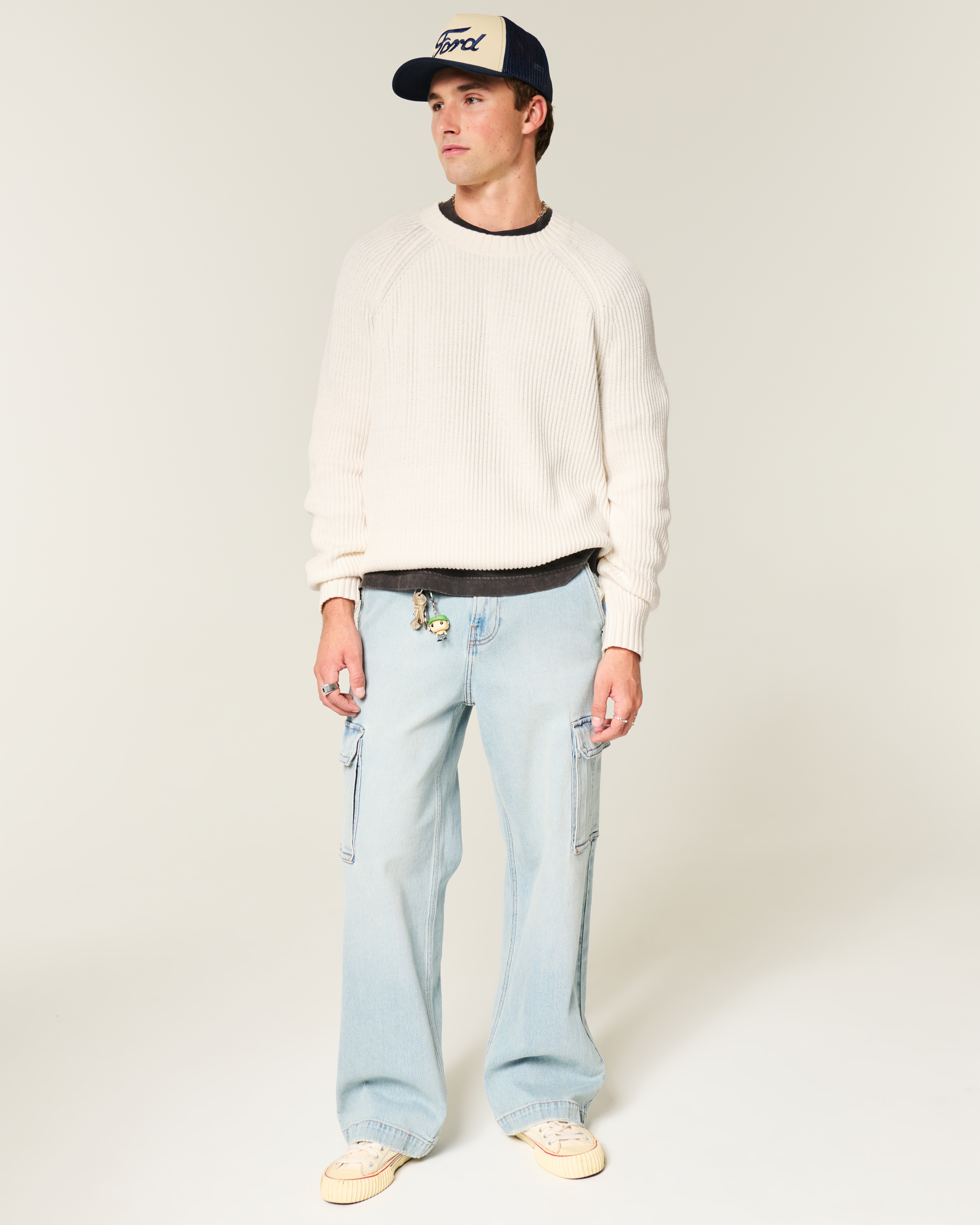Мужские свитеры Hollister Boxy Washed Crew Sweater — фото 3
