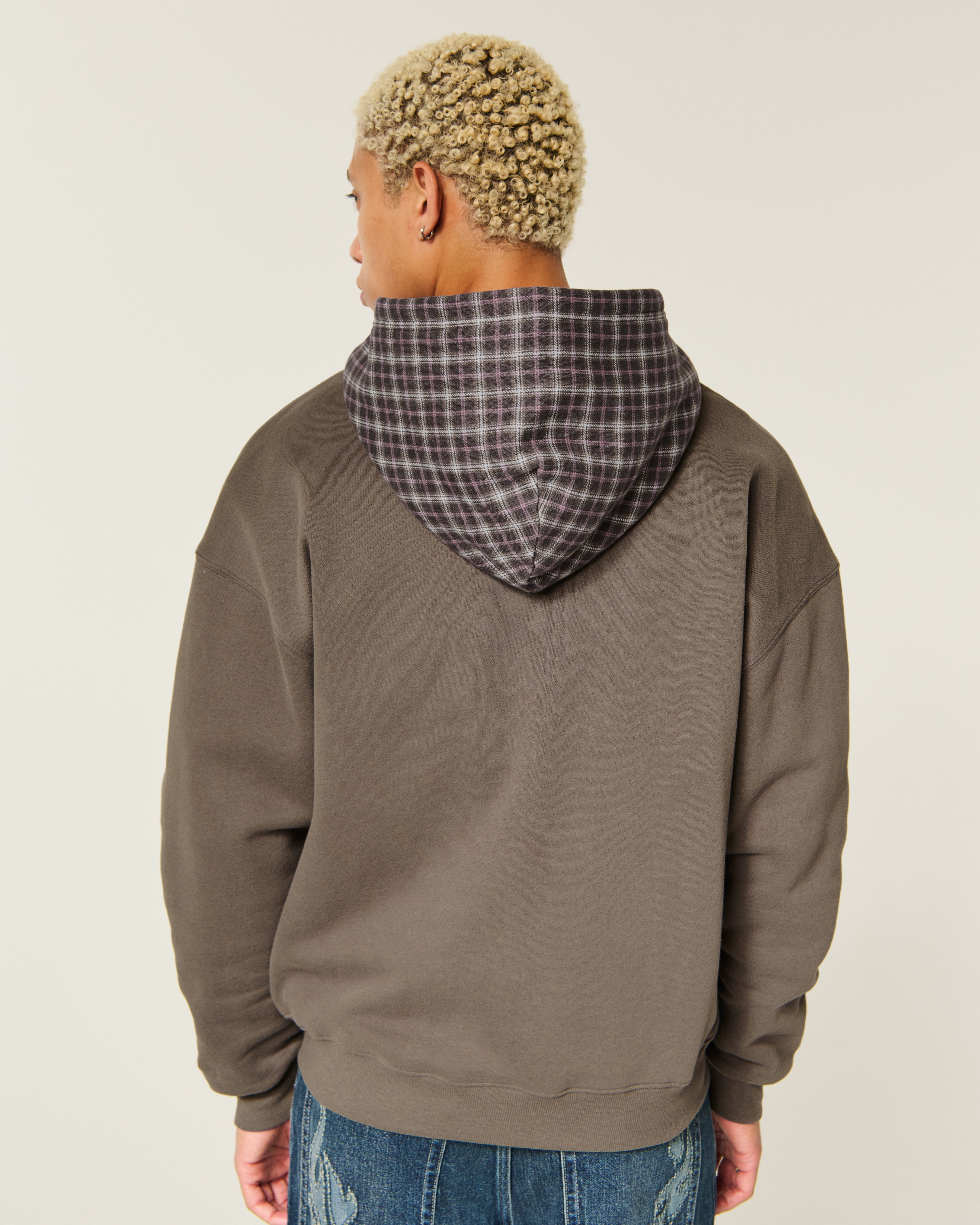 Мужское худи Hollister Boxy Plaid Hood Zip-Up, цвет: Коричневый — фото 3