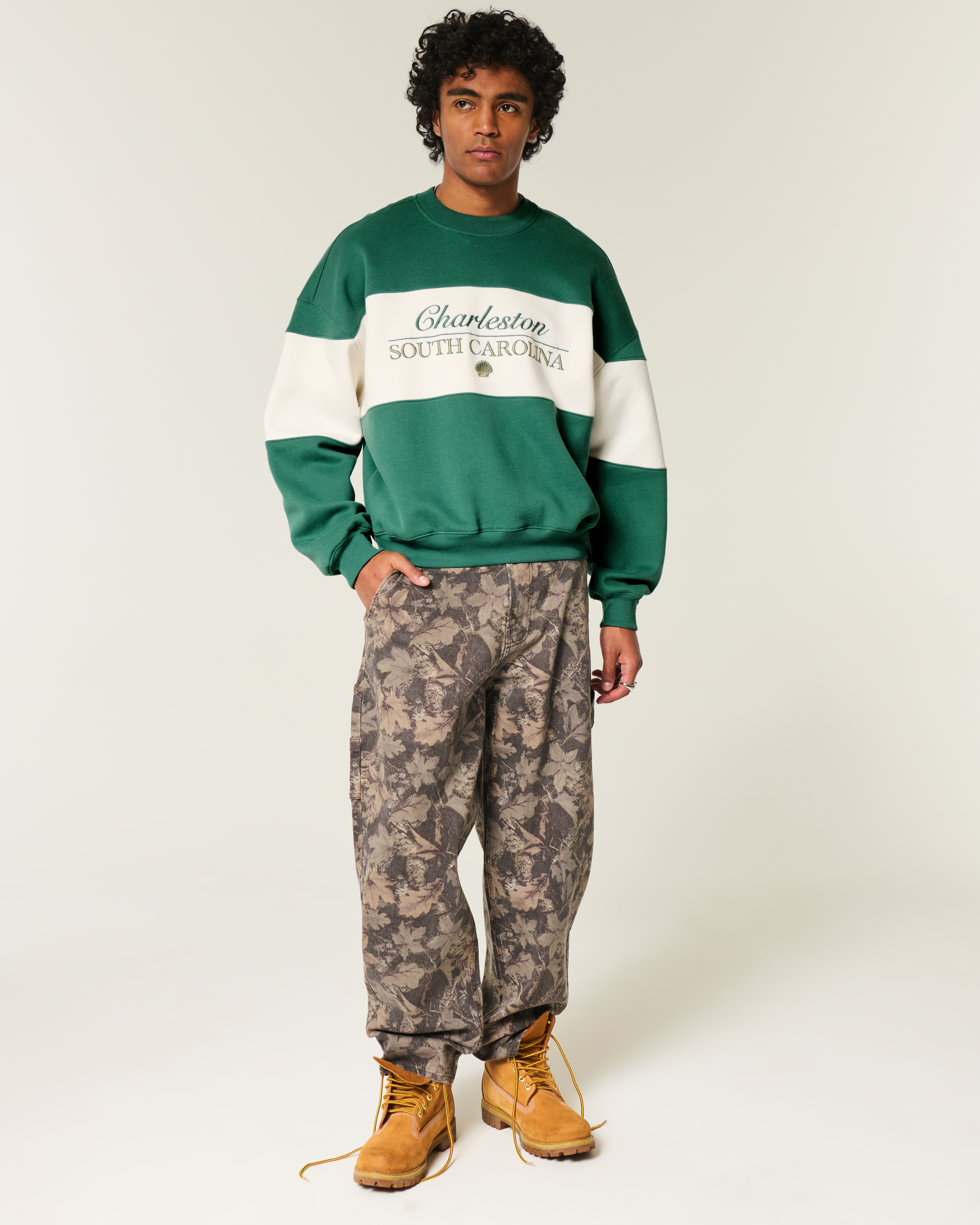 Мужские худи Hollister Baggy Cinch Charleston Graphic Crew Sweatshirt — фото 3
