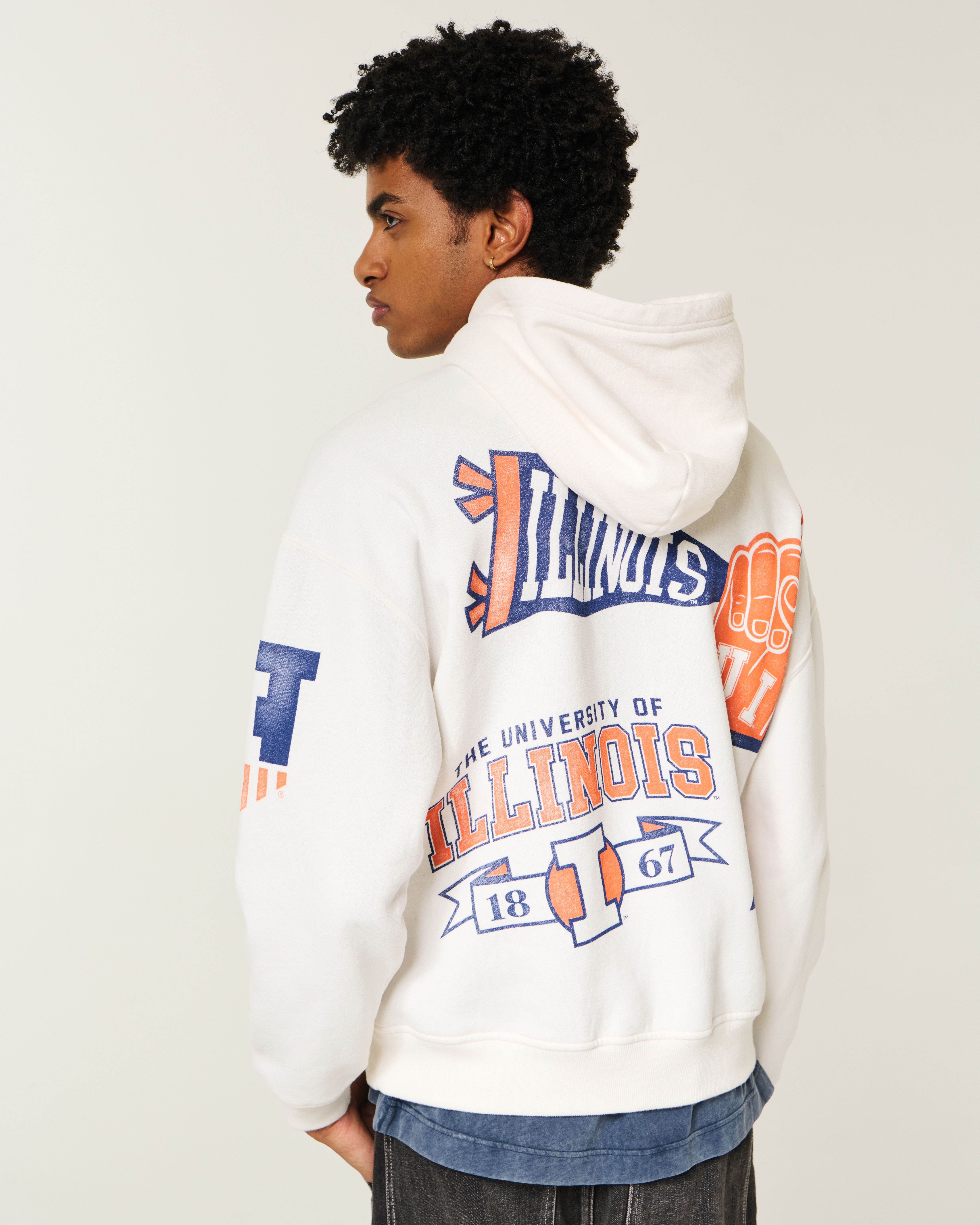 Мужские худи Hollister Boxy University of Notre Dame Fighting Irish Graphic — фото 3