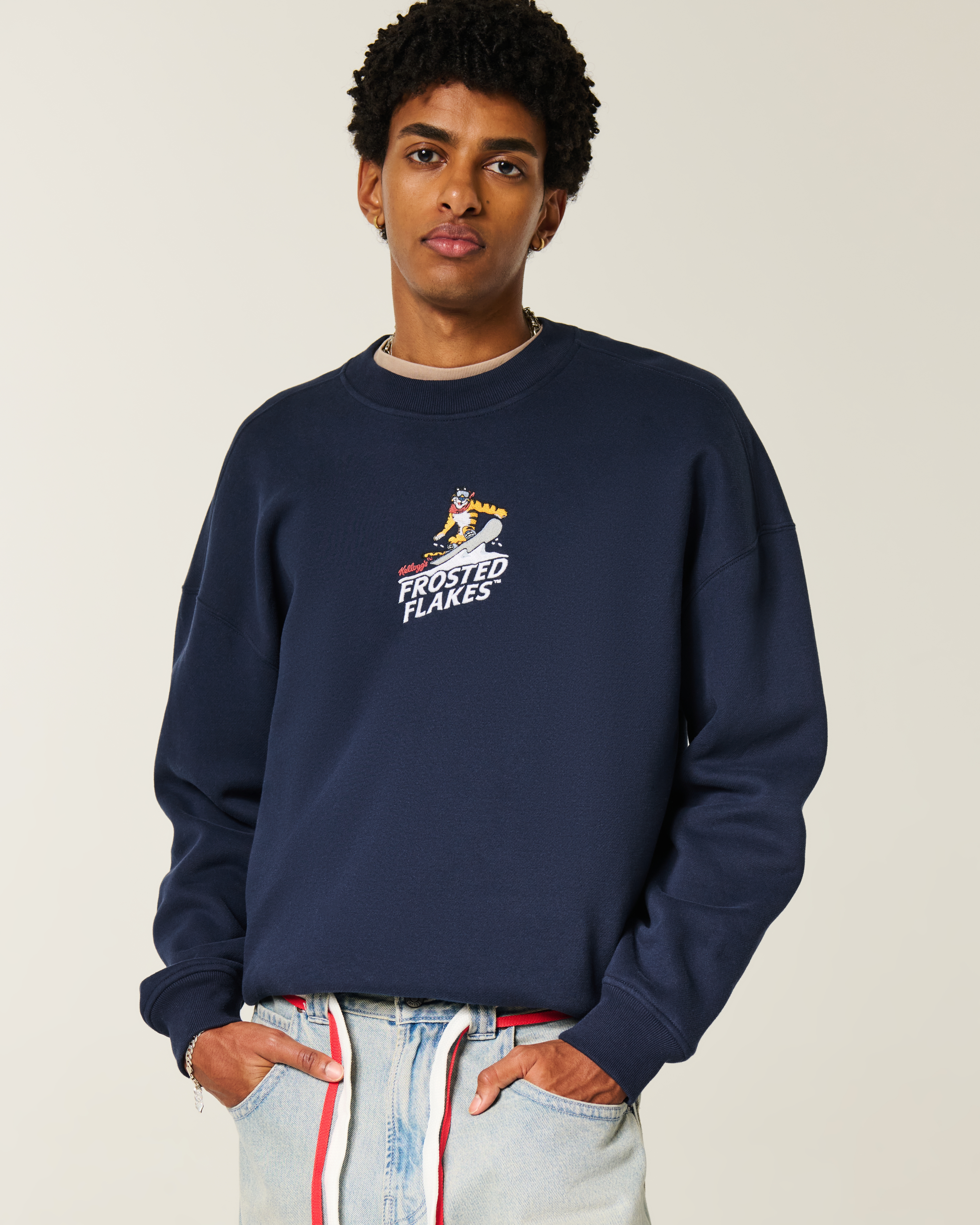 Мужские худи Hollister Boxy Frosted Flakes Graphic Crew Sweatshirt — фото 2