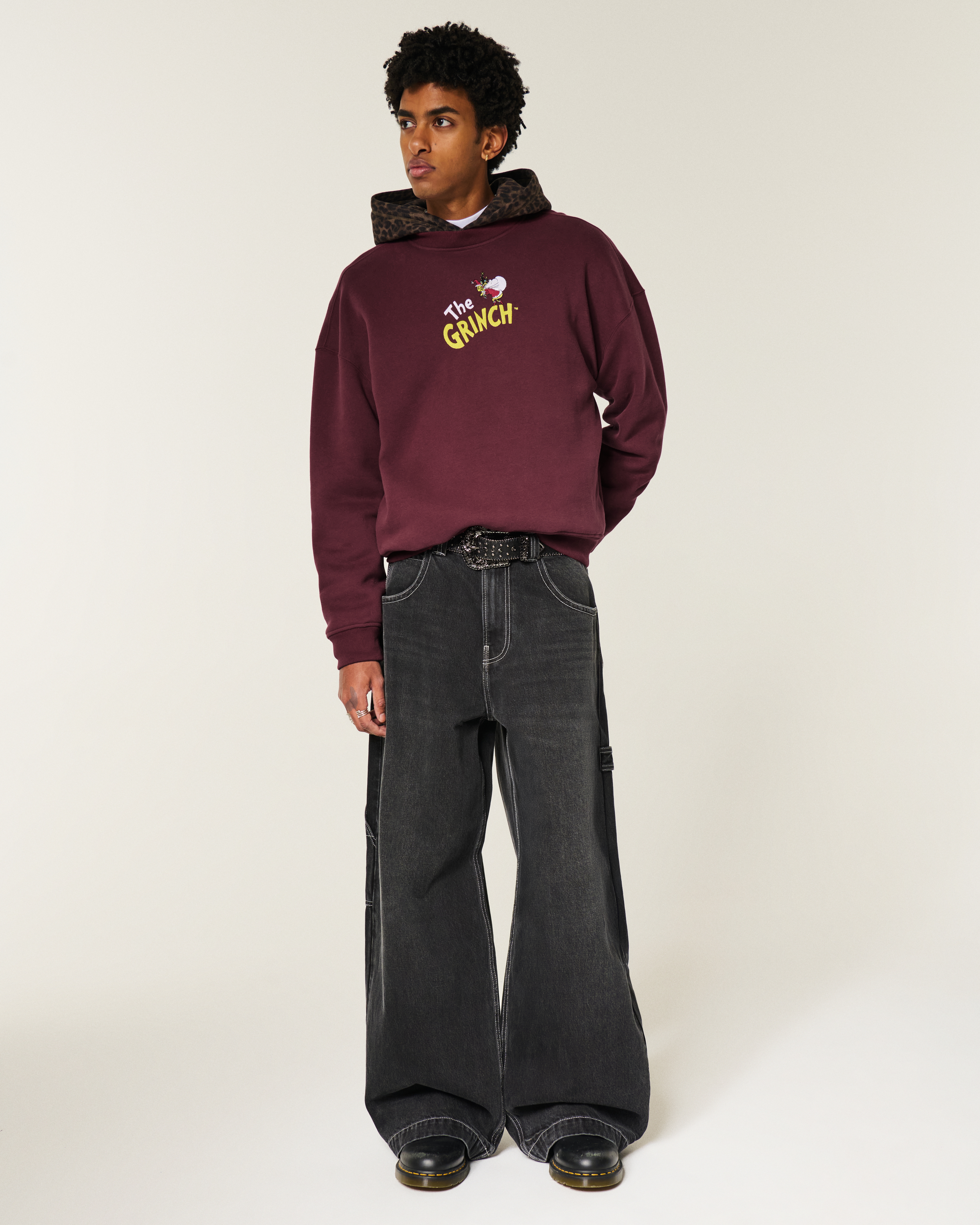 Мужские худи Hollister Boxy The Grinch Graphic Crew Sweatshirt — фото 3