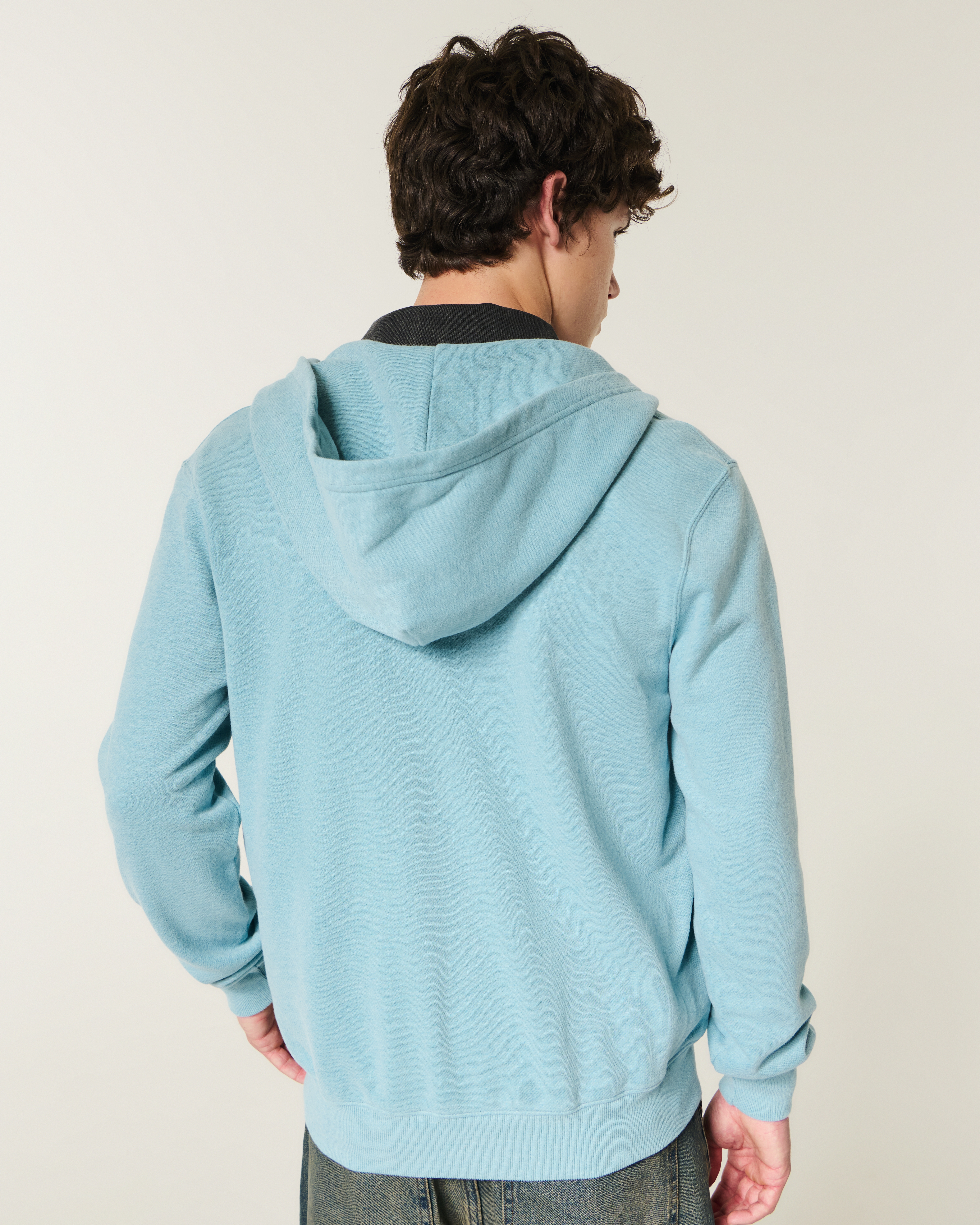 Мужское худи Hollister Feel Good Y2K Graphic Zip-Up, цвет: Серый синий — фото 3