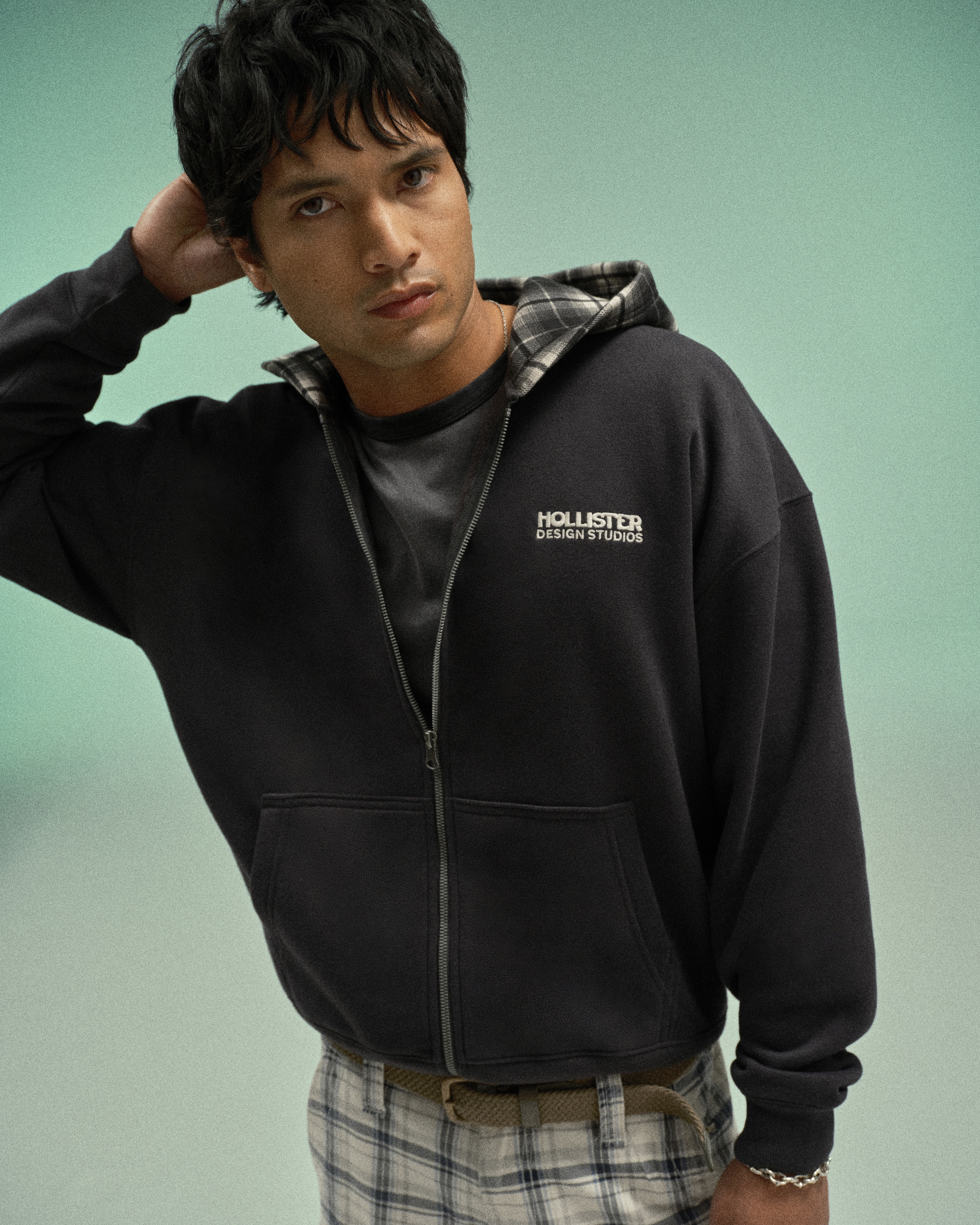Мужские худи Hollister Boxy Zip-Up Plaid Hood Logo — фото 2