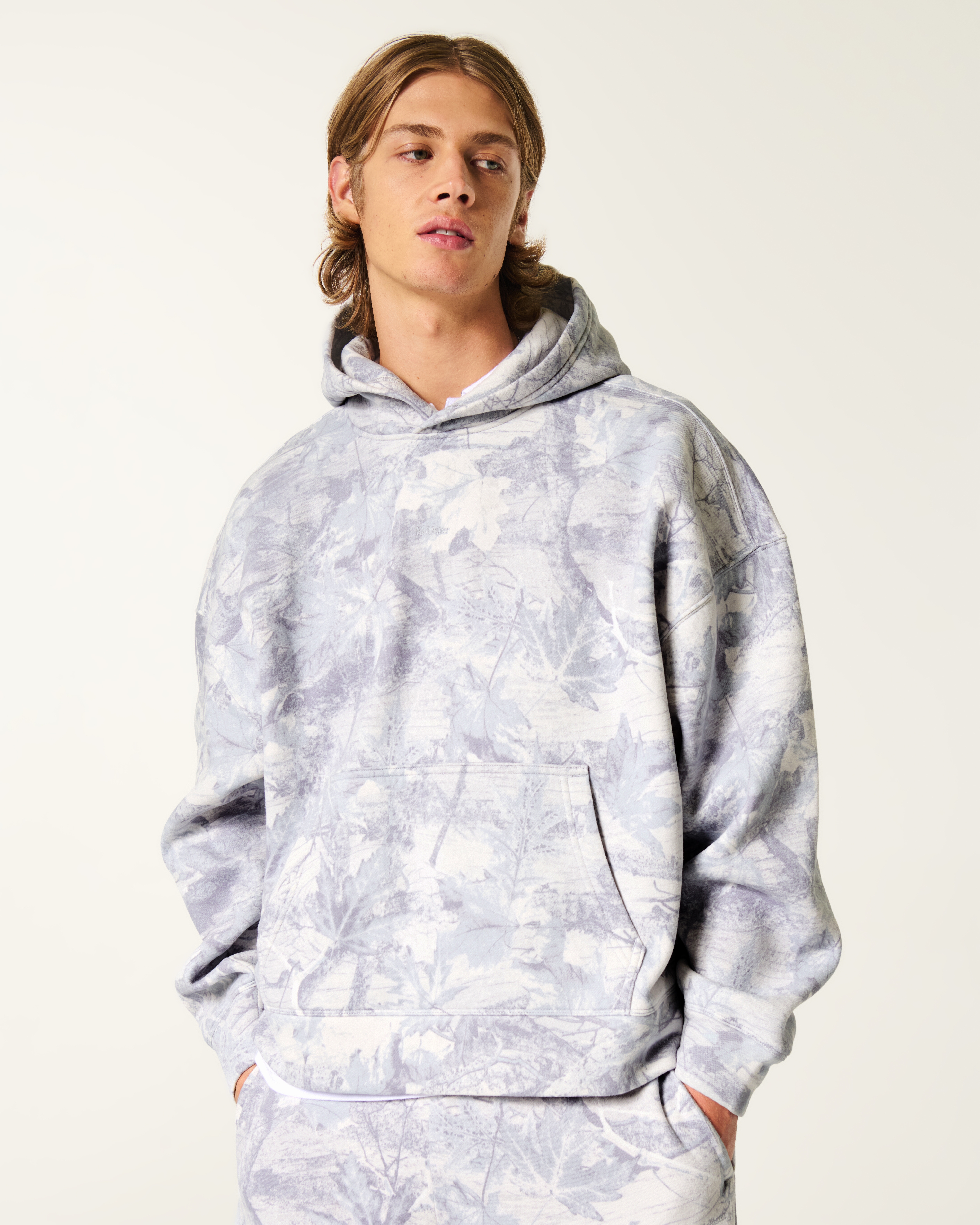Мужские худи Hollister Feel Good Super Boxy Leopard Print — фото 2