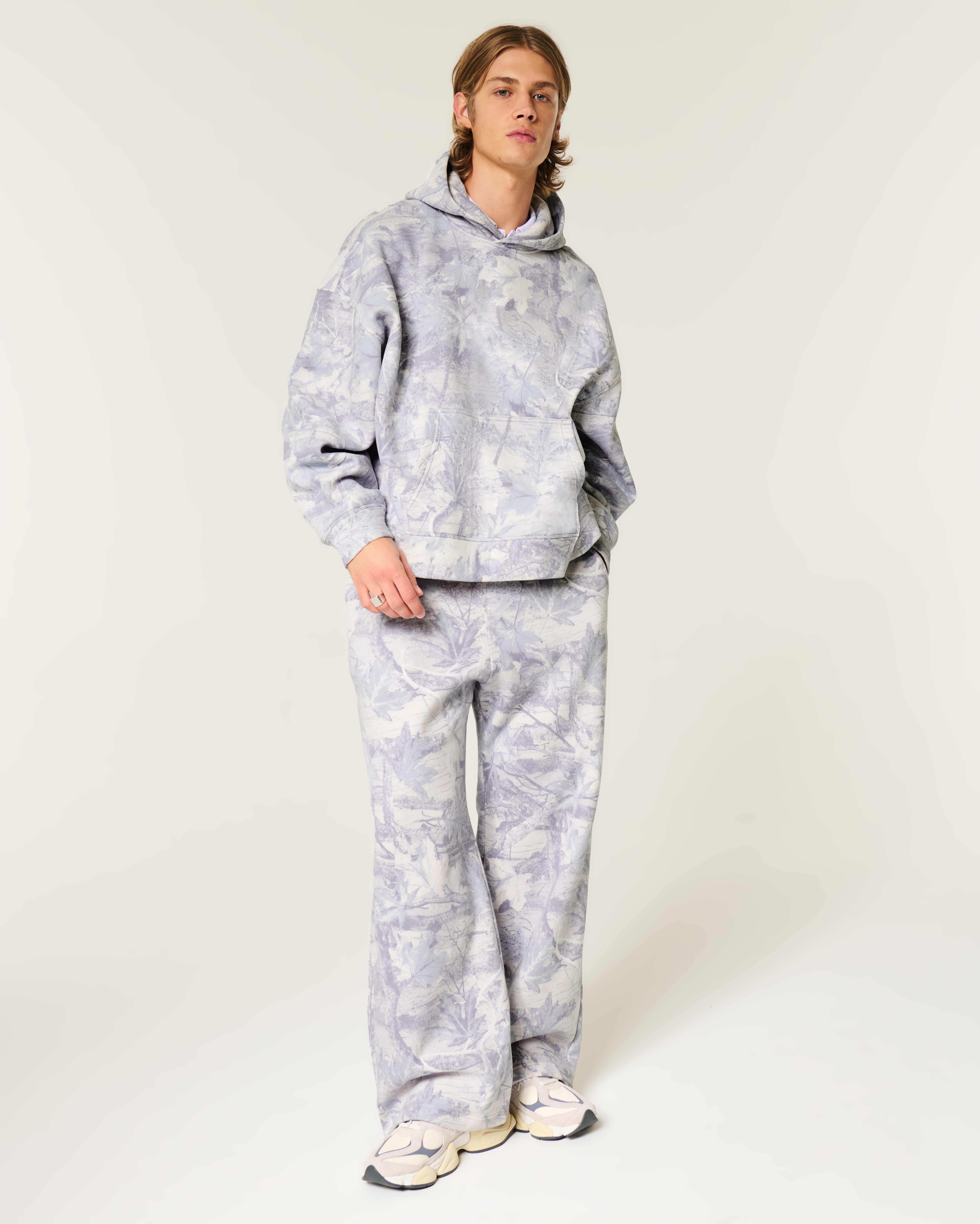 Мужские худи Hollister Feel Good Super Boxy Leopard Print — фото 3