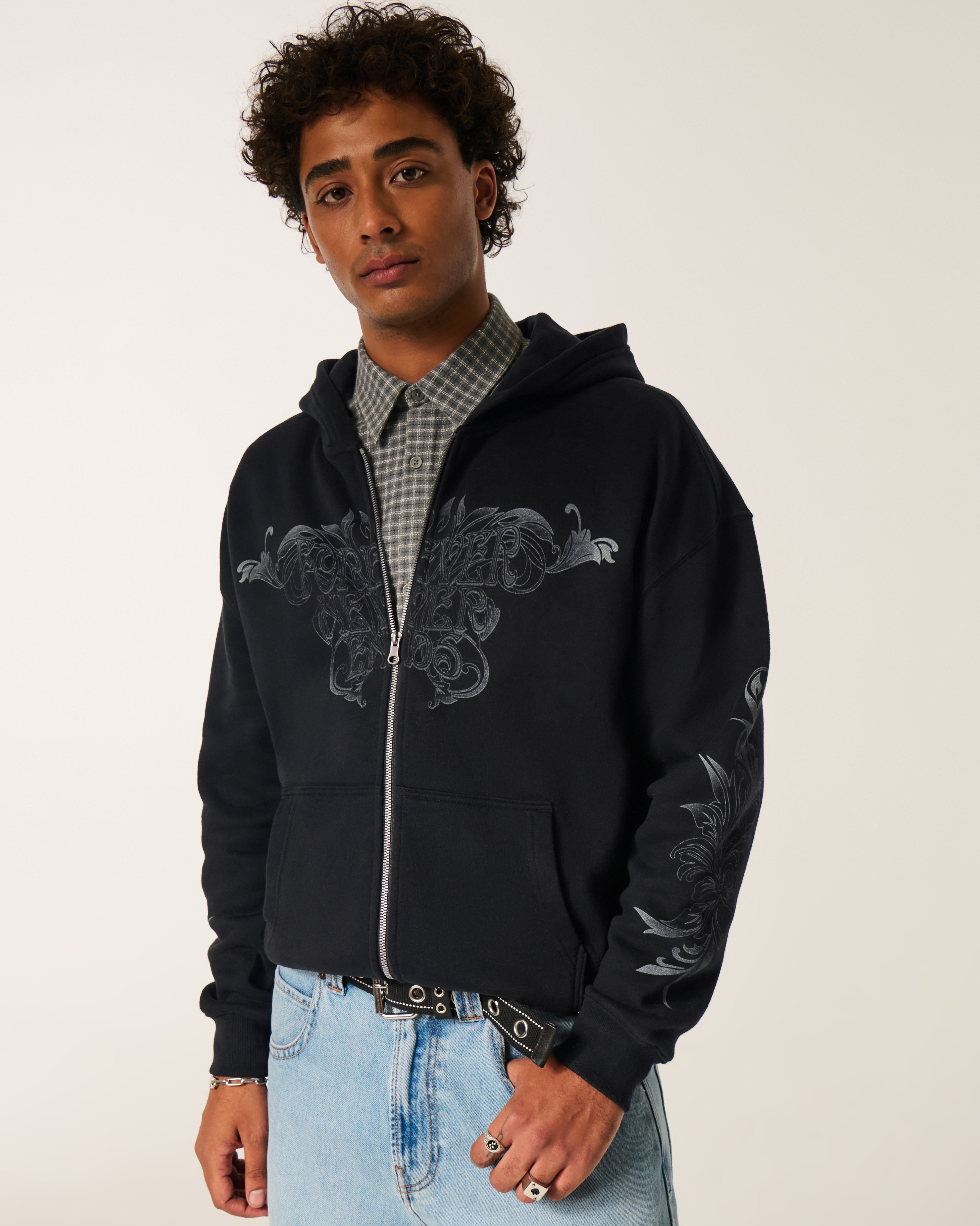Мужские худи Hollister Feel Good Boxy Graphic Zip-Up — фото 2