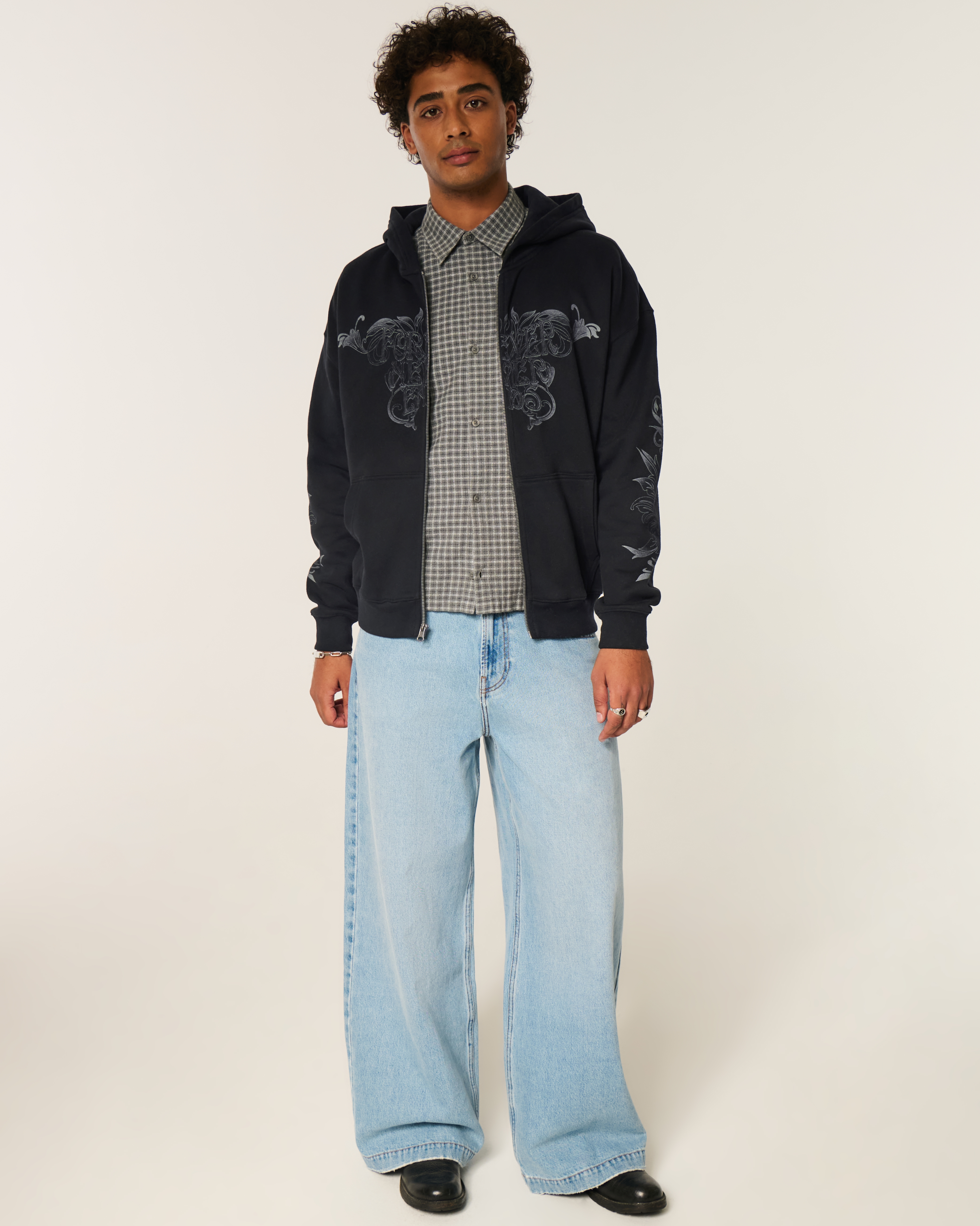 Мужские худи Hollister Feel Good Boxy Graphic Zip-Up — фото 3