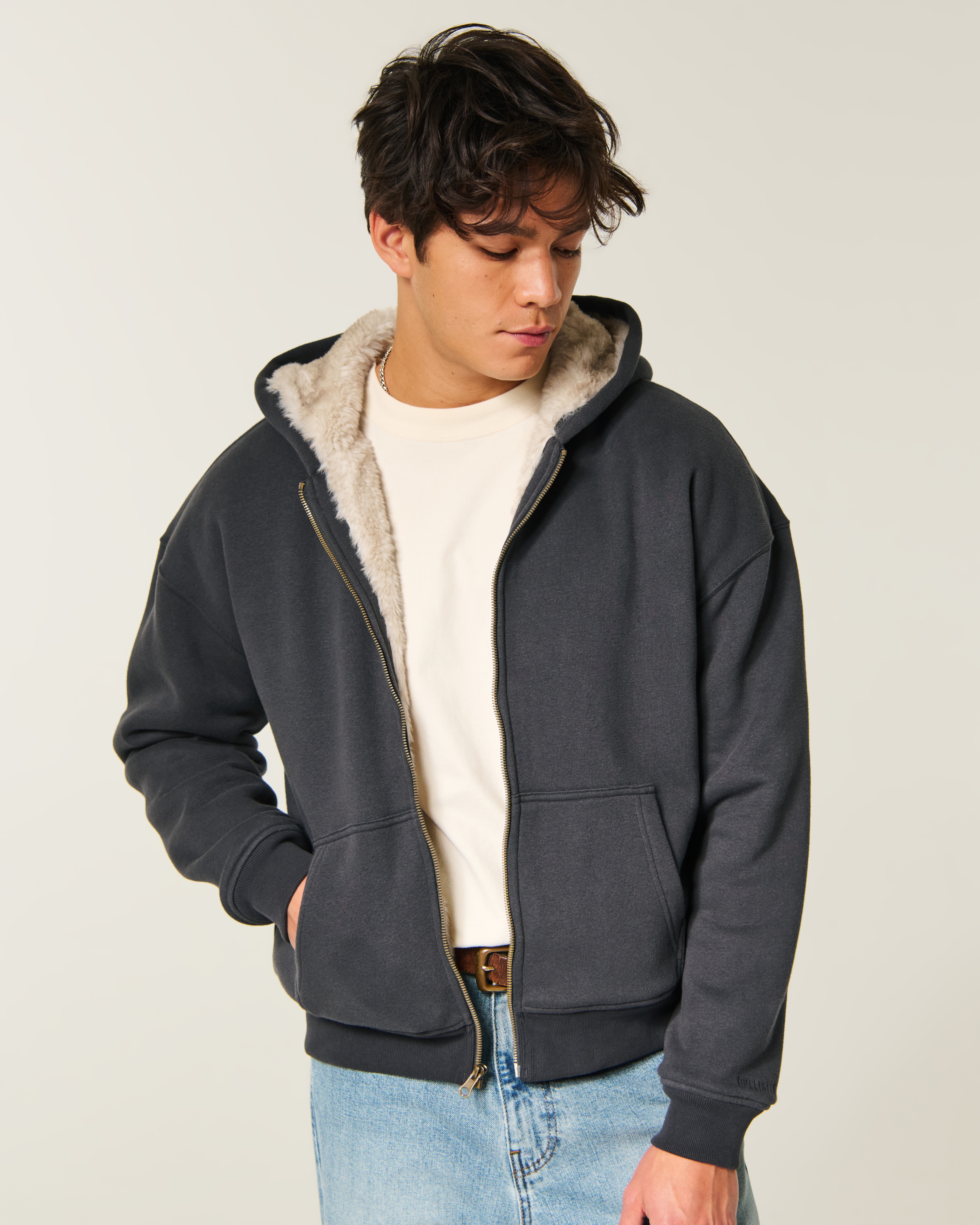 Мужские худи Hollister Boxy Faux Fur-Lined Zip-Up — фото 2