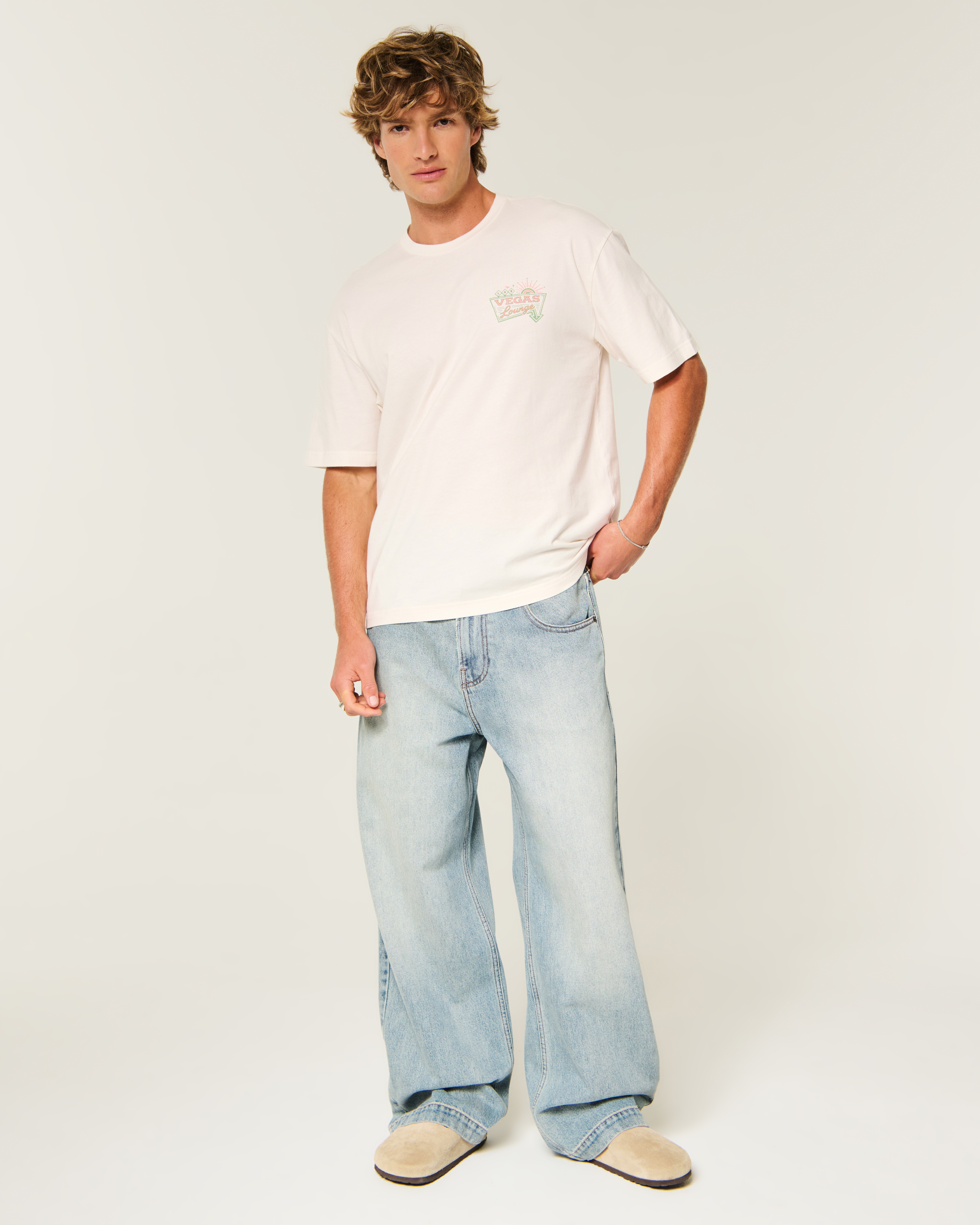 Мужские футболки Hollister Boxy Vegas Lounge Graphic Tee — фото 3